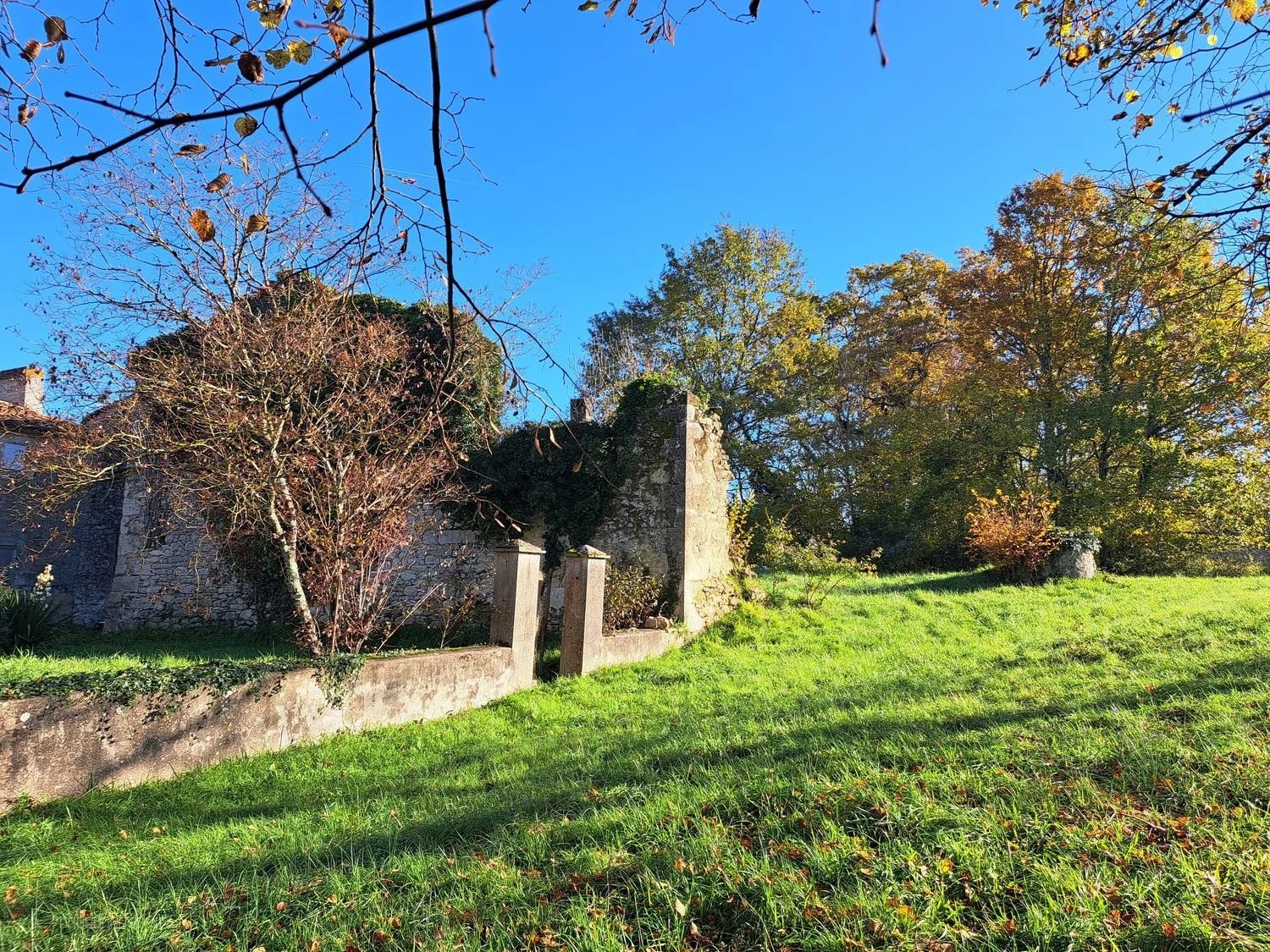À Vendre : Charmante Propriété à rénover dans l'Entre-Deux-Mers - Réf 97 — photo 4