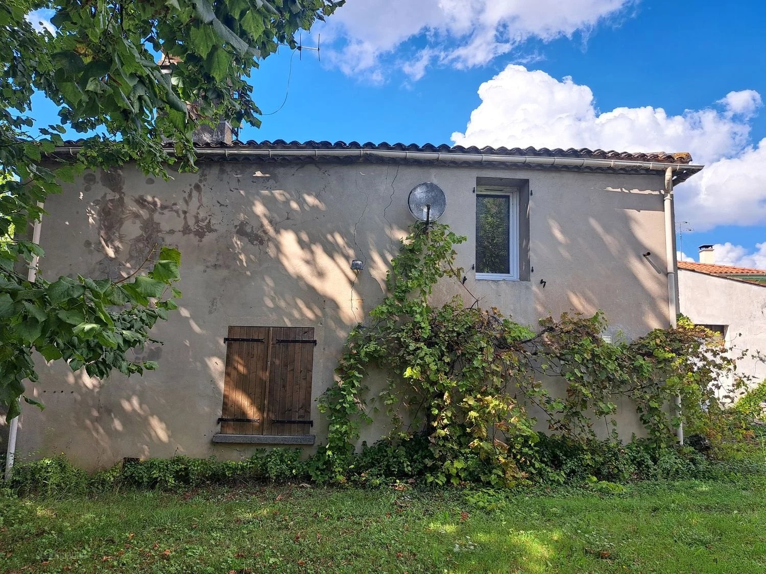 Charmante maison en pierre à rénover avec jardin et grand garage - Réf 90 — photo 2