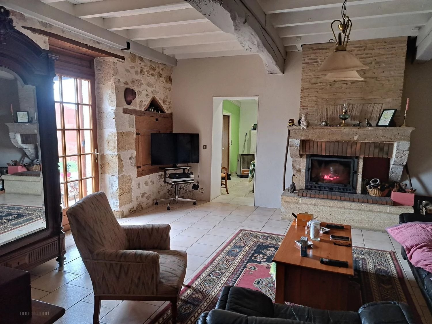À vendre, charmante maison en pierre avec 7000 m2 de terrain - Réf 116 — photo 6