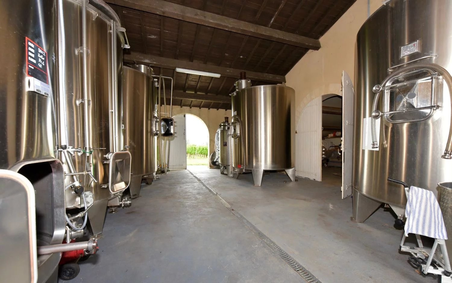 Château viticole en AOC Côtes de Bourg sur 16 hectares - Réf 1029 — photo 19