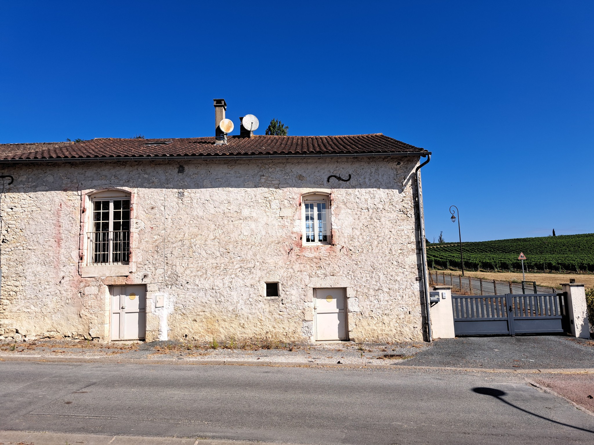 Singleyrac, maison pierre 3 ch voire plus — photo 2
