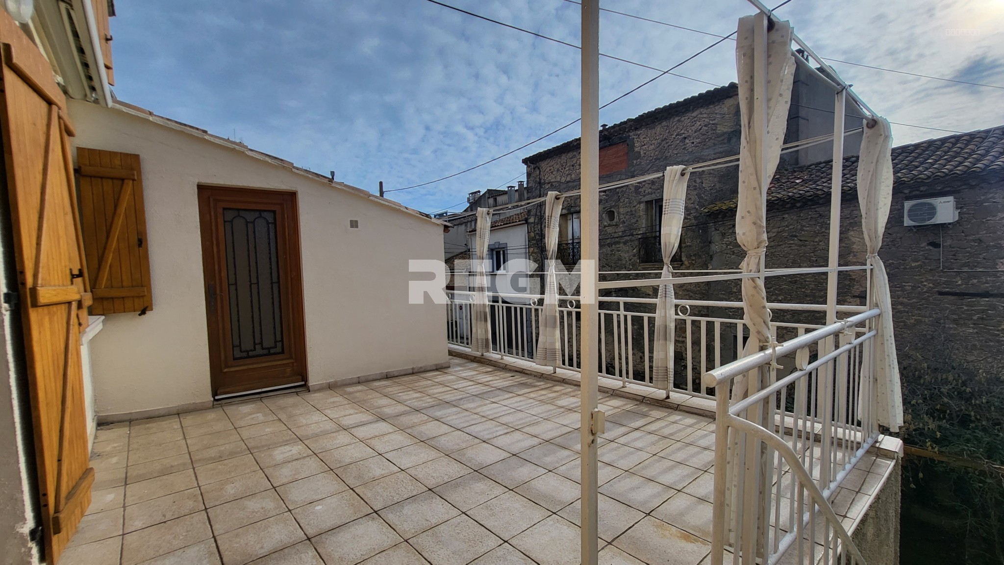 Maison de village 2 chambres + grand garage — photo 11