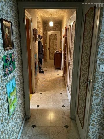 Bel appartement dans une rue calme de Vichy — photo 13