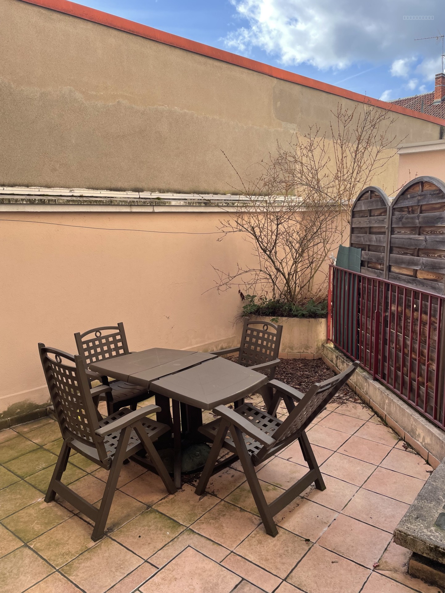 Bel appartement dans une rue calme de Vichy — photo 3