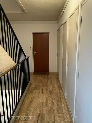 Bel appartement dans une rue calme de Vichy — photo 2