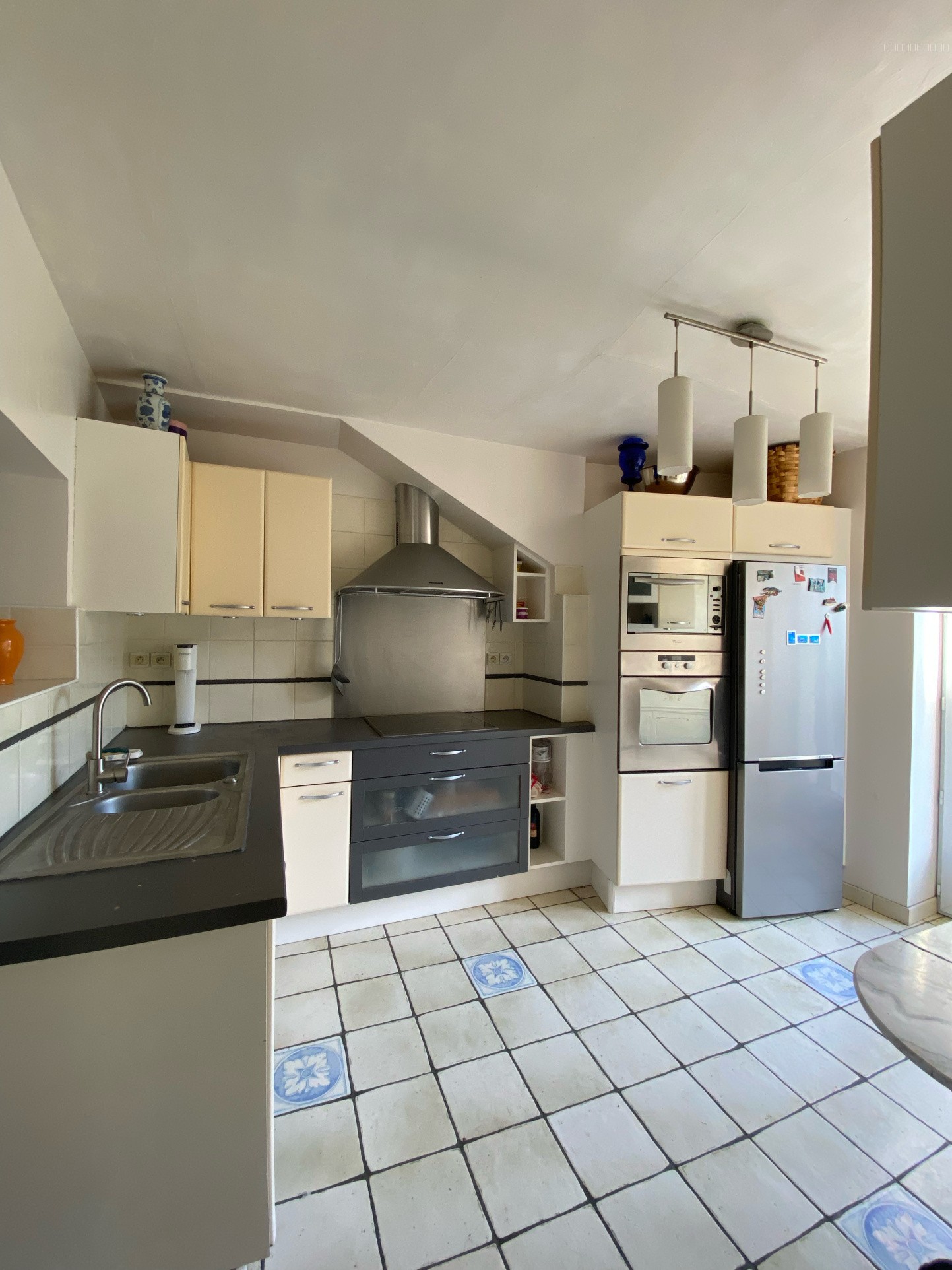 MAISON FAMILIALE EN PIERRE   135 m2   LA CHAPELLE-LONGUEVILLE — photo 3
