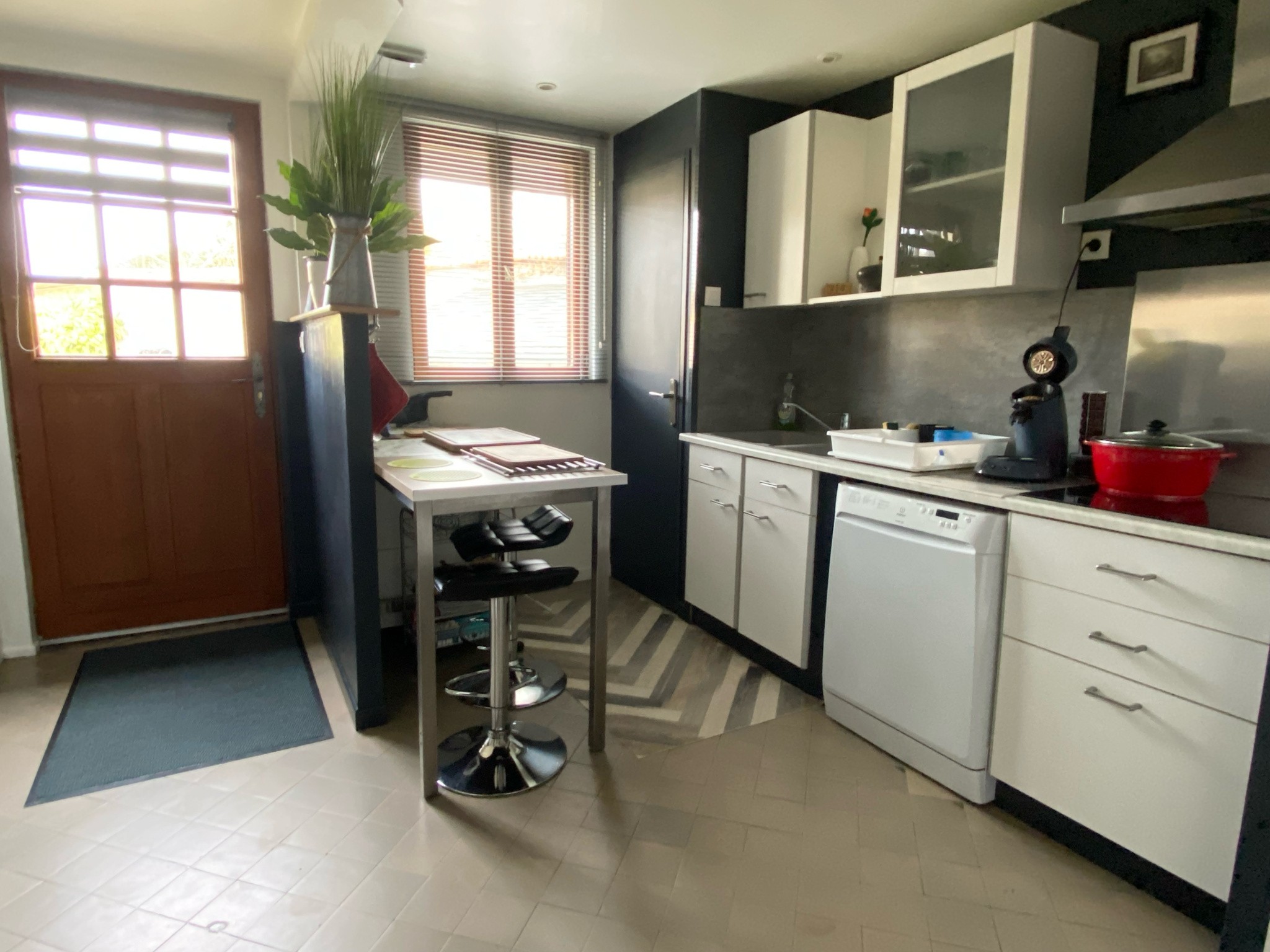 Maison entièrement rénovée avec dépendances et grand jardin — photo 2