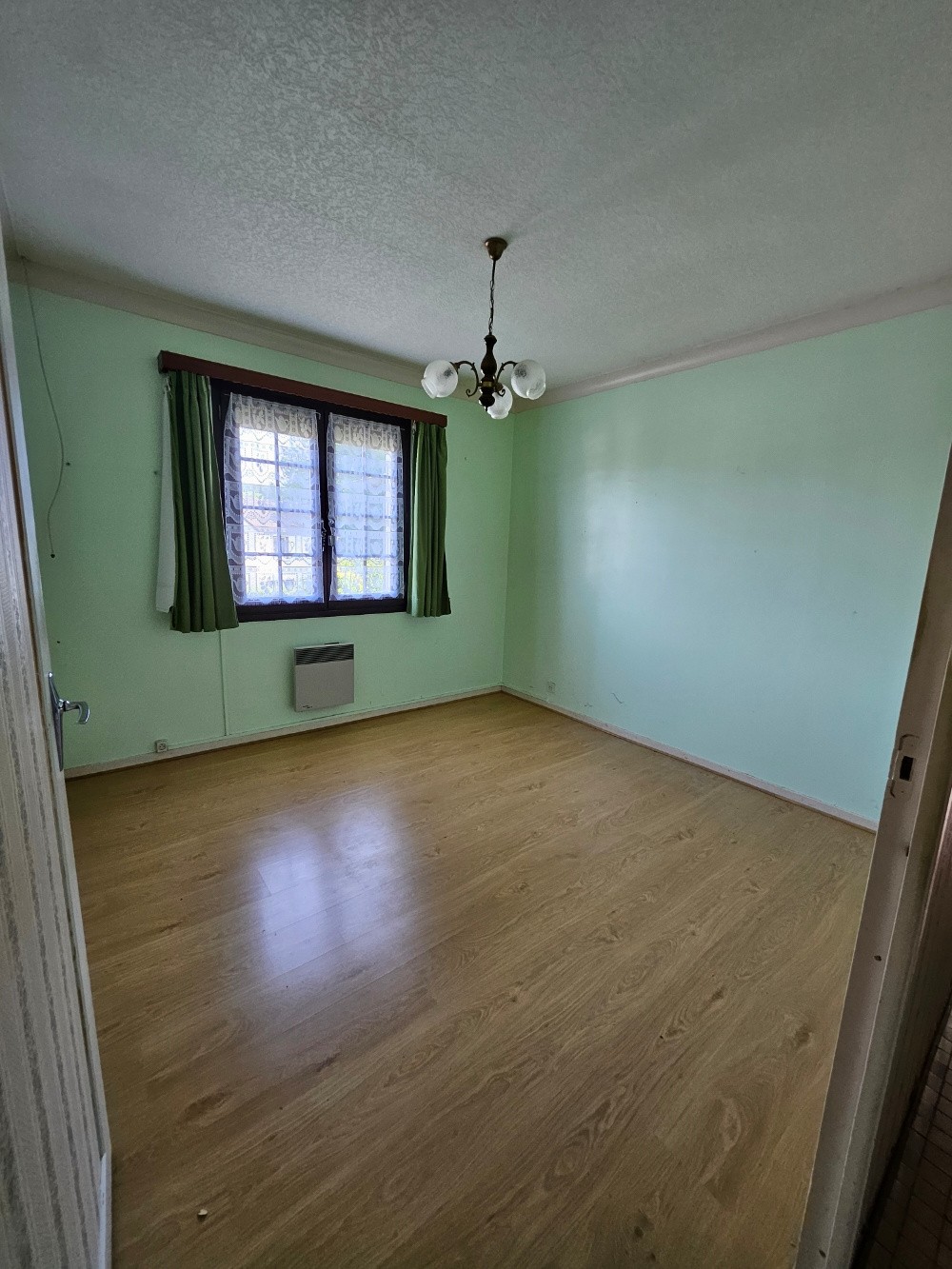 Maison de plain-pied avec sous-sol total sur 940 m2 de terrain — photo 2