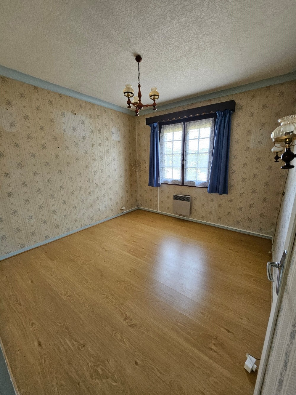 Maison de plain-pied avec sous-sol total sur 940 m2 de terrain — photo 3
