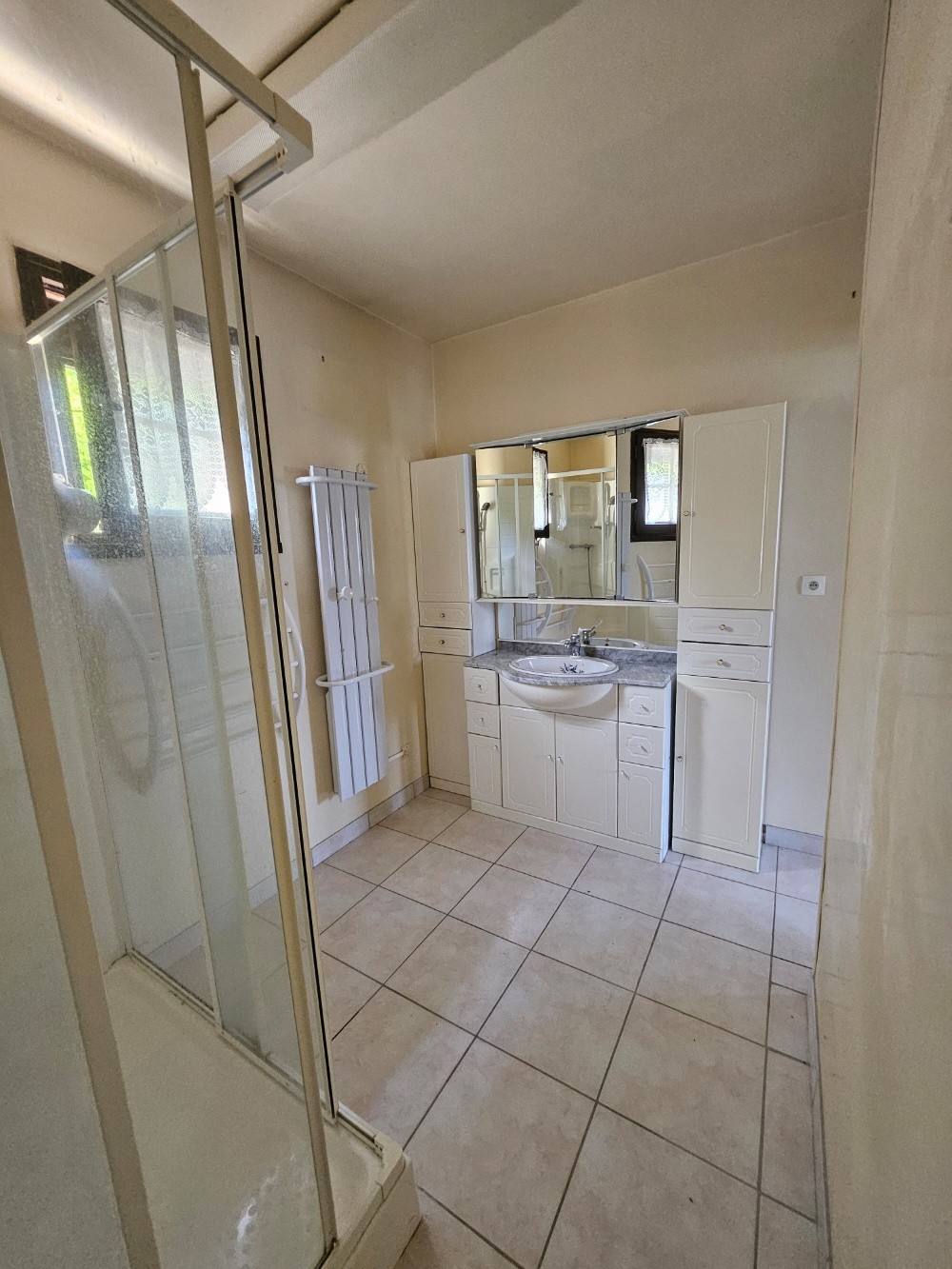 Maison de plain-pied avec sous-sol total sur 940 m2 de terrain — photo 4