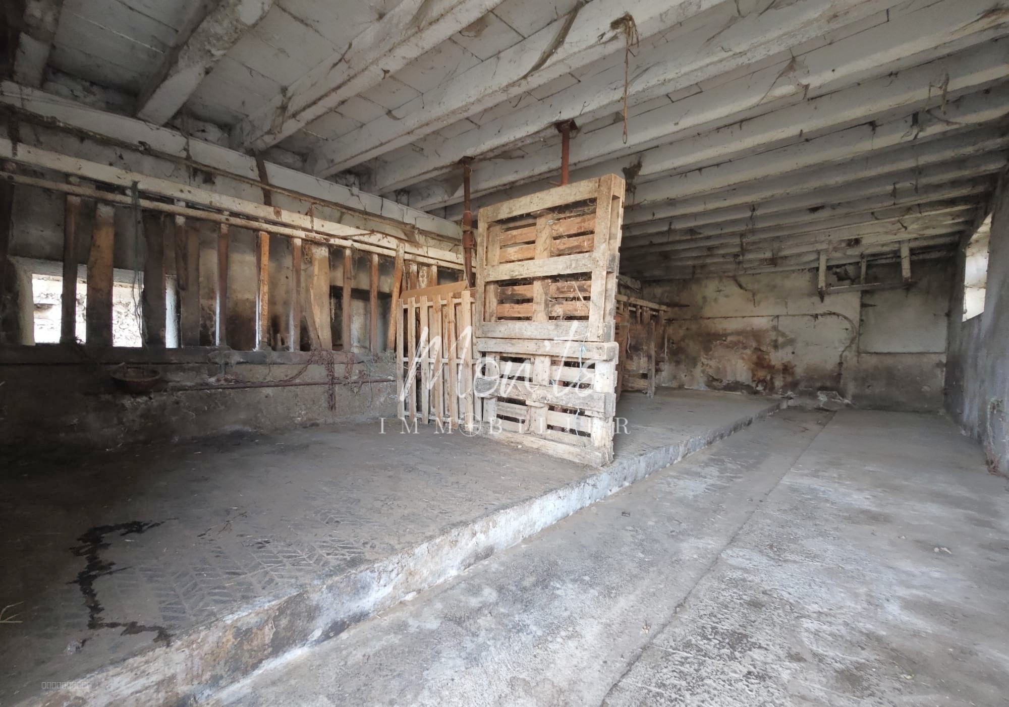 Grange à fort potentiel à réhabiliter   Vulbens — photo 2