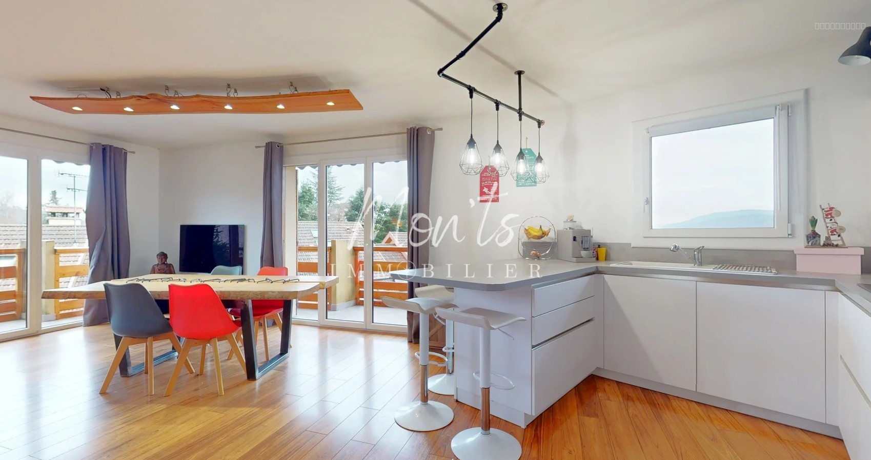 Appartement T4 - Filière (74370) - Ambiance cocooning et résolument chaleureuse. — photo 5
