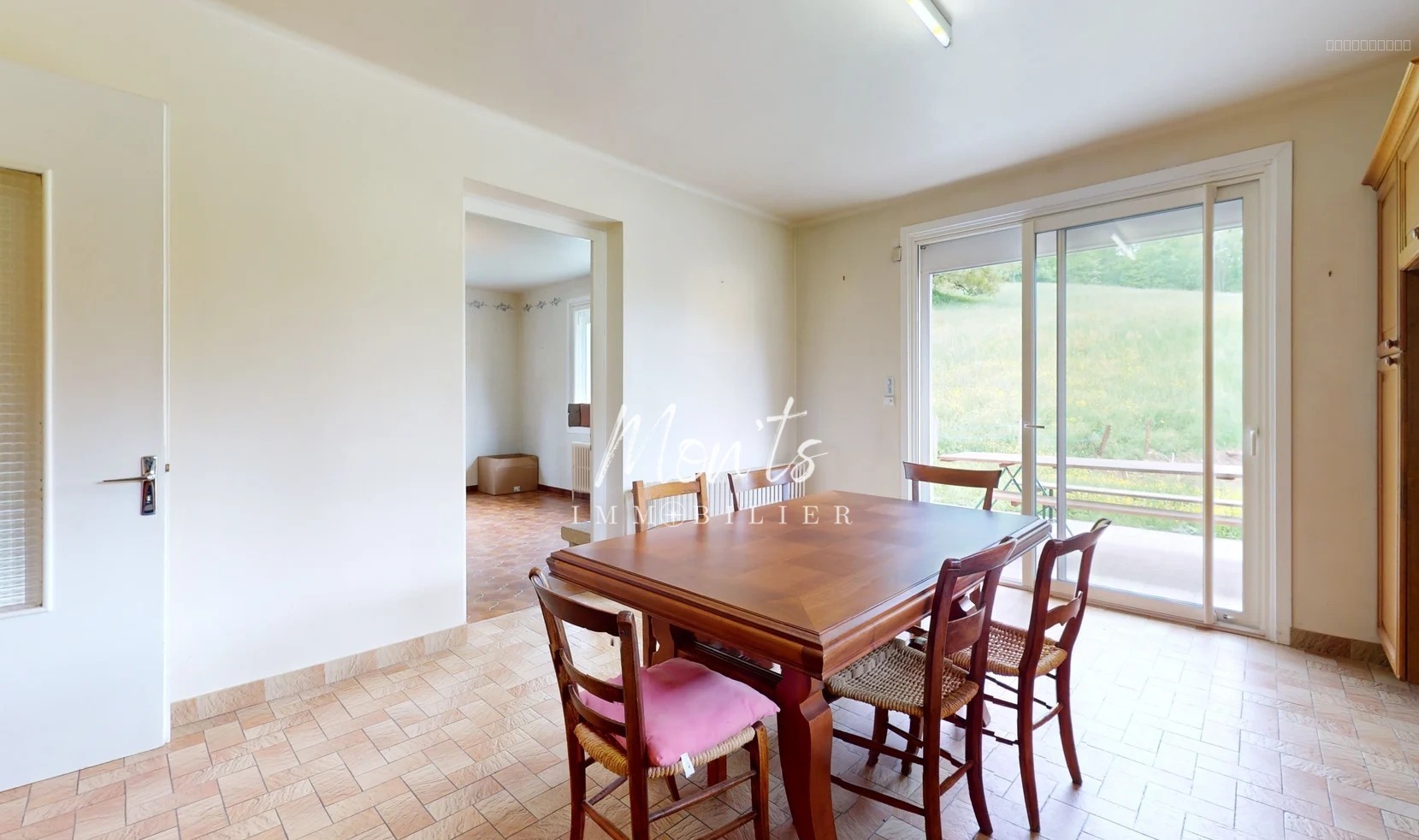 Maison individuelle à vendre - Frangy (74270) - Fort potentiel, volumes généreux et cadre verdoyant. — photo 11