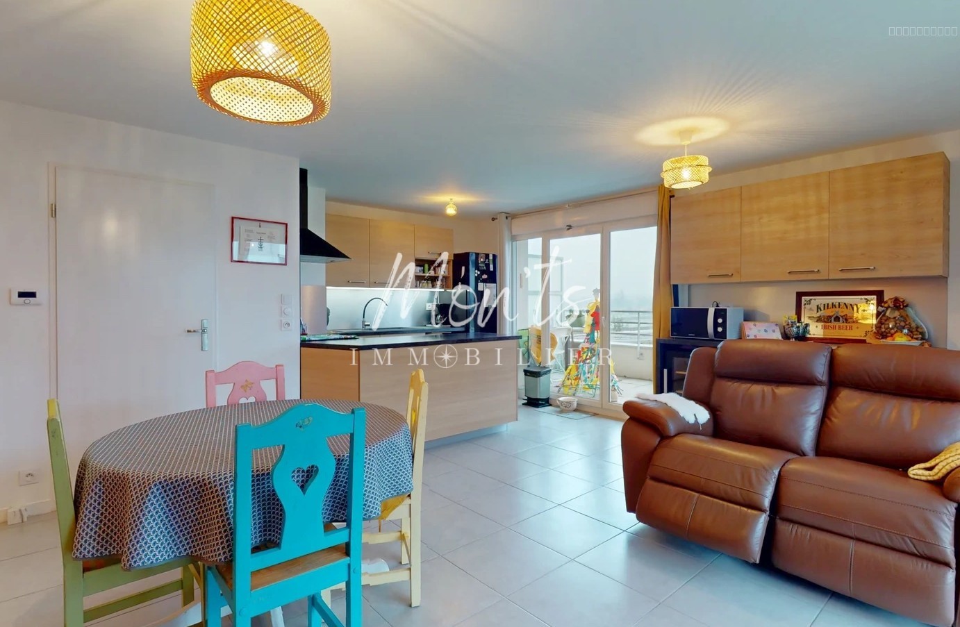 Appartement T4 au dernier étage   Luminosité, espace et sérénité - Chevrier — photo 5