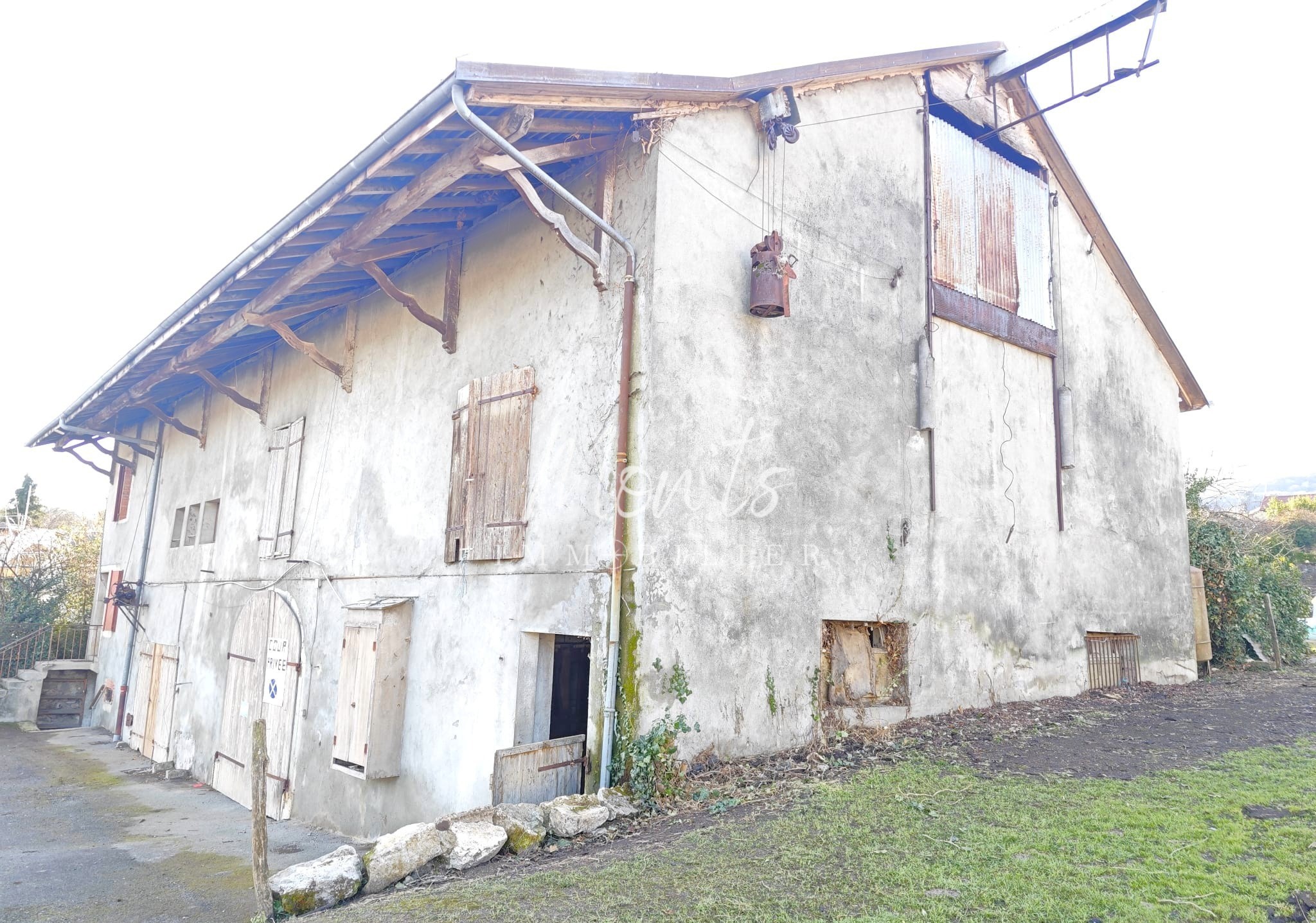 Grange à fort potentiel à réhabiliter   Vulbens — photo 4