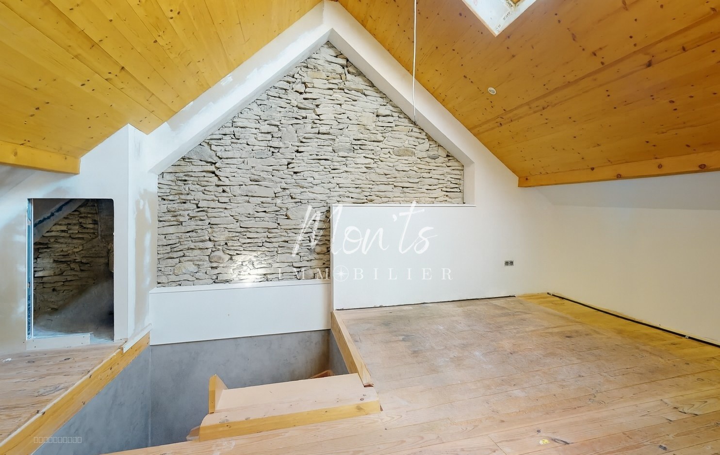 EXCLUSIVITE - VULBENS (74520) Maison de village T5 - Authenticité   cœur historique — photo 8