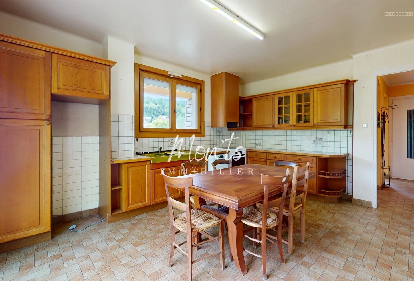 Maison individuelle à vendre - Frangy (74270) - Fort potentiel, volumes généreux et cadre verdoyant. — photo 7