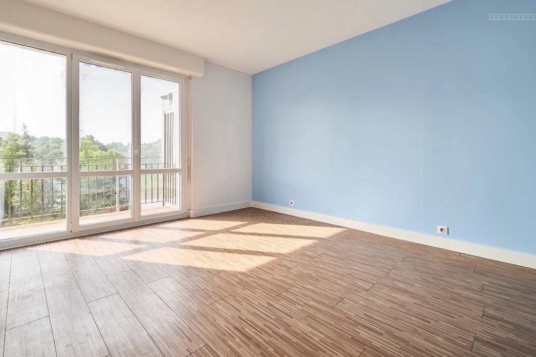 Appartement Familiale Lumineuse T6 avec Balcon, cave et Garage - Reims 51100 — photo 7