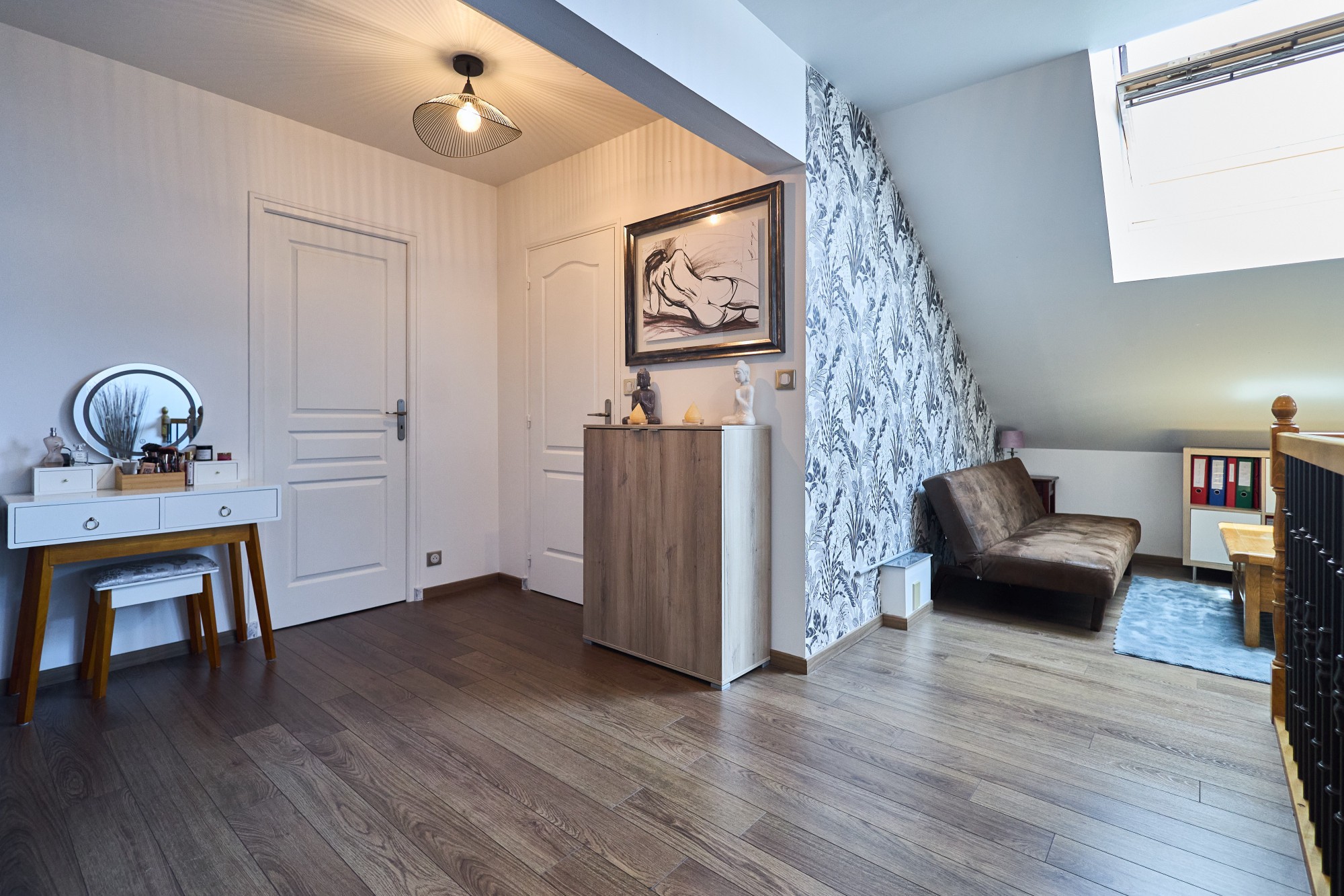 Maison Familiale Ensoleillée T8 avec Jardin, Terrasse et Garage à Reims — photo 10