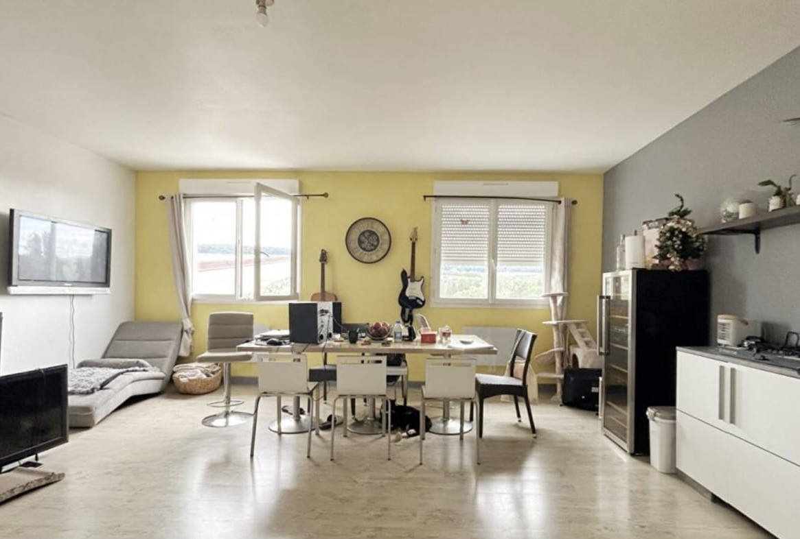 MURS COMMERCIAUX + APPARTEMENT T-4   REUIL (51), À DEUX PAS D’ÉPERNAY — photo 6