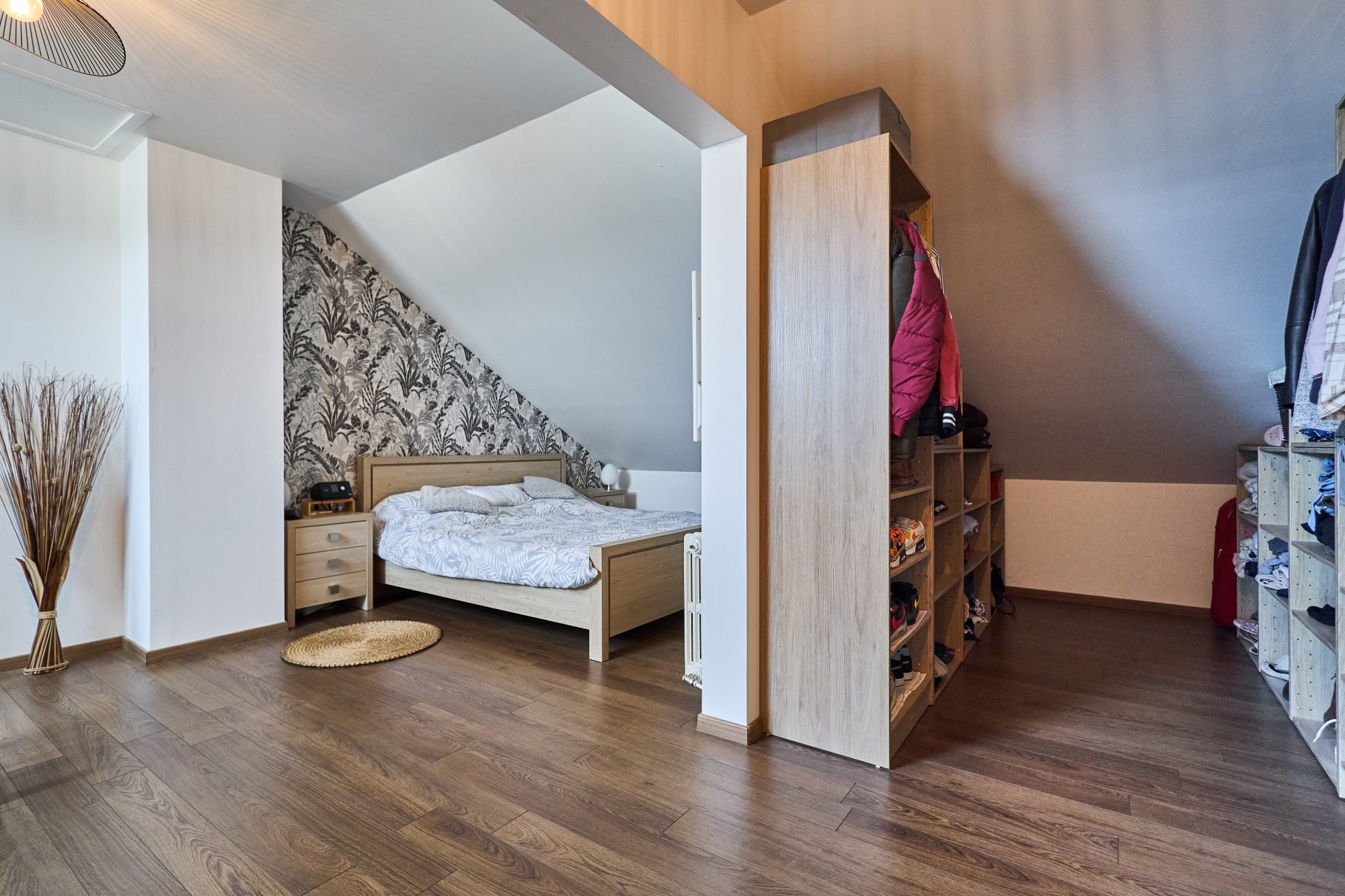 Maison Familiale Ensoleillée T8 avec Jardin, Terrasse et Garage à Reims — photo 9