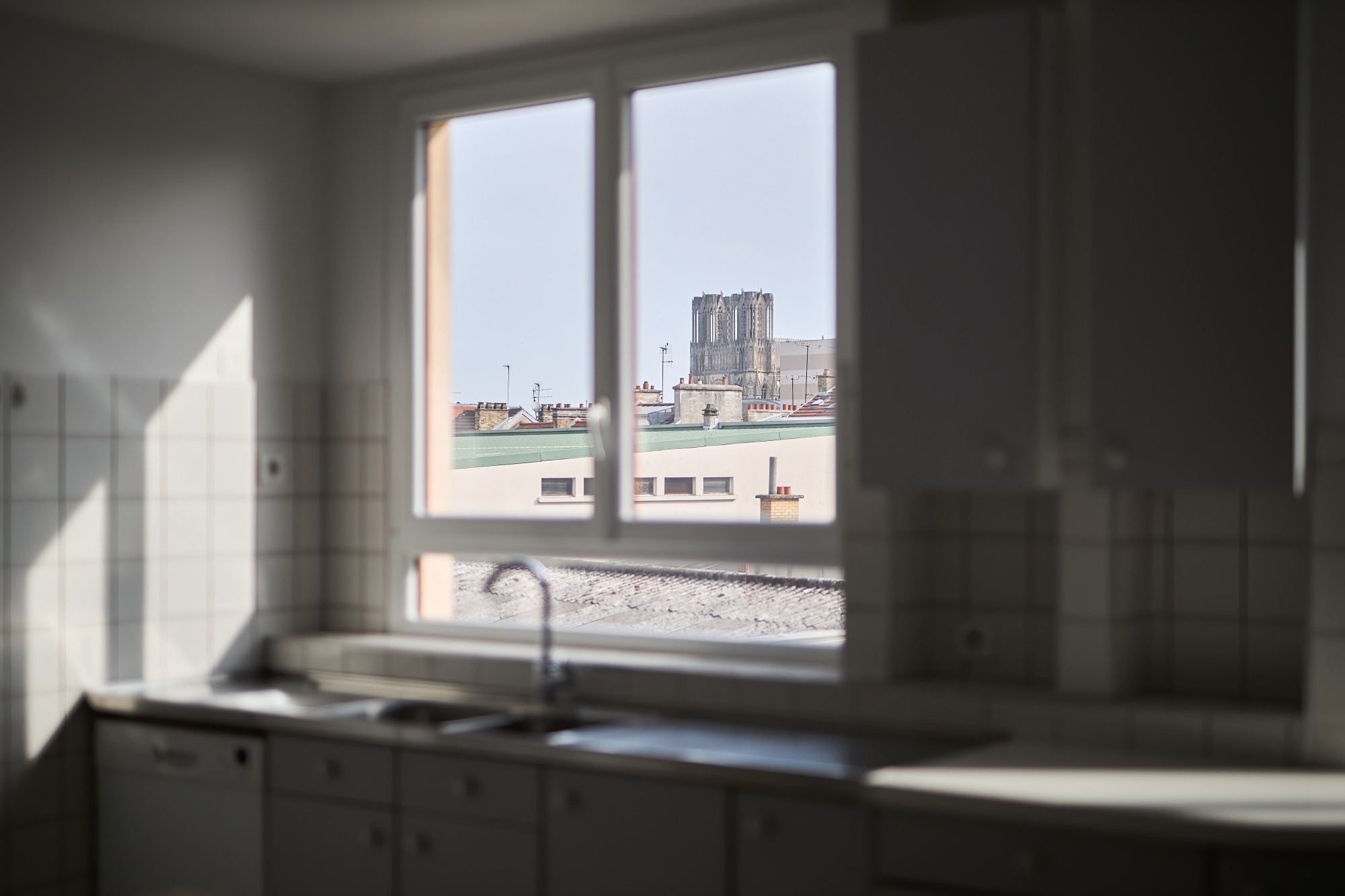 Appartement Familiale Lumineuse T6 avec Balcon, cave et Garage - Reims 51100 — photo 5