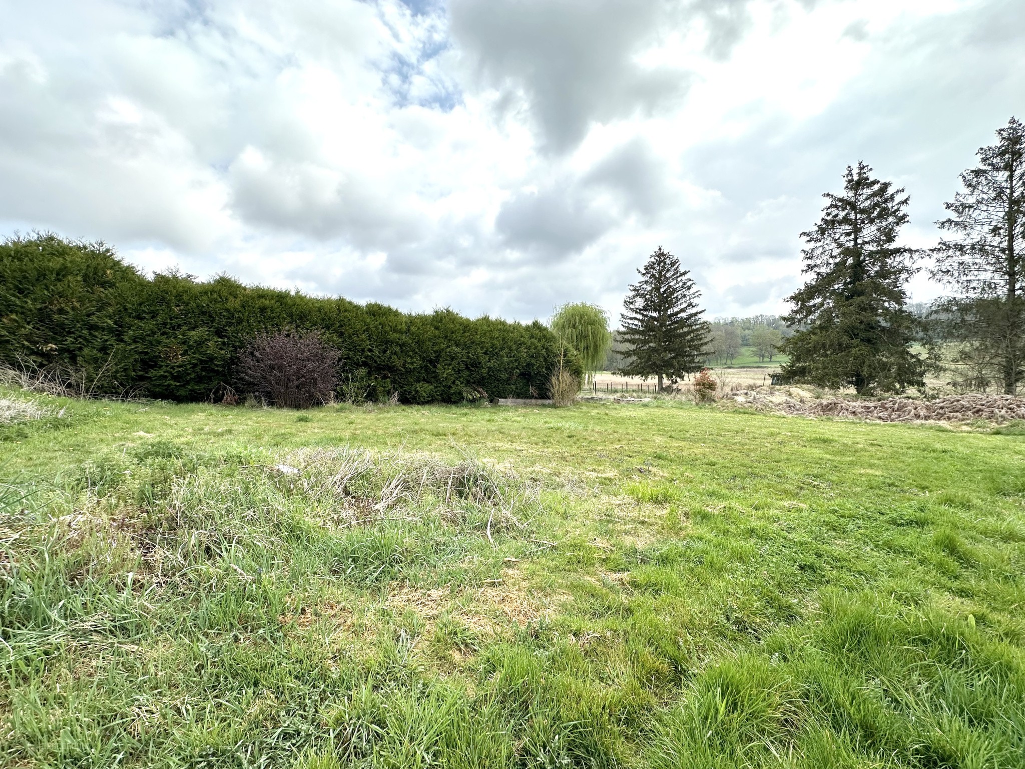 terrain 1571m2 — photo 2