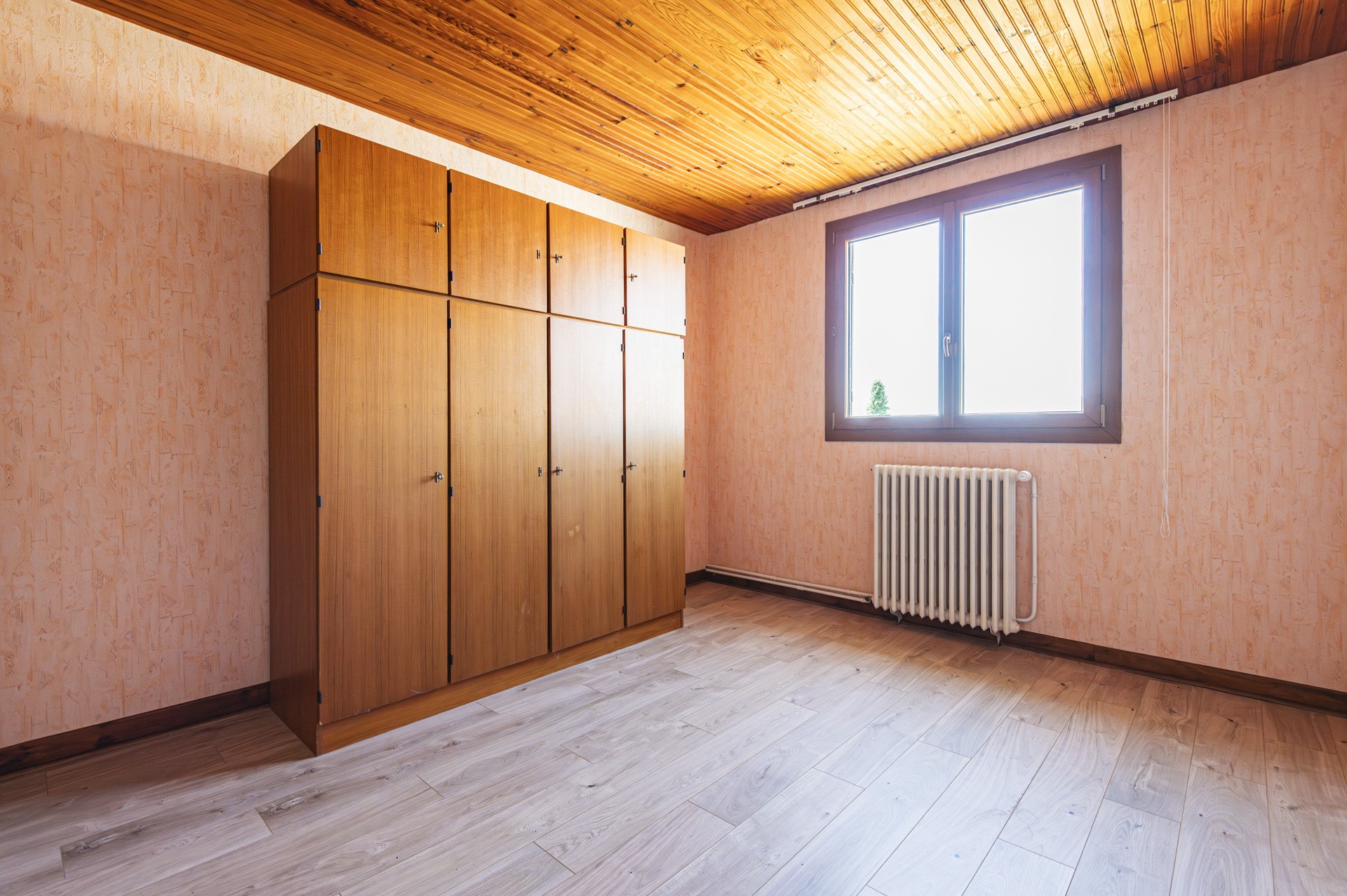 Maison Familiale Lumineuse T7 avec Jardin, Terrasse, Garage et Sous-sol - Les Mesneux 51370 — photo 10