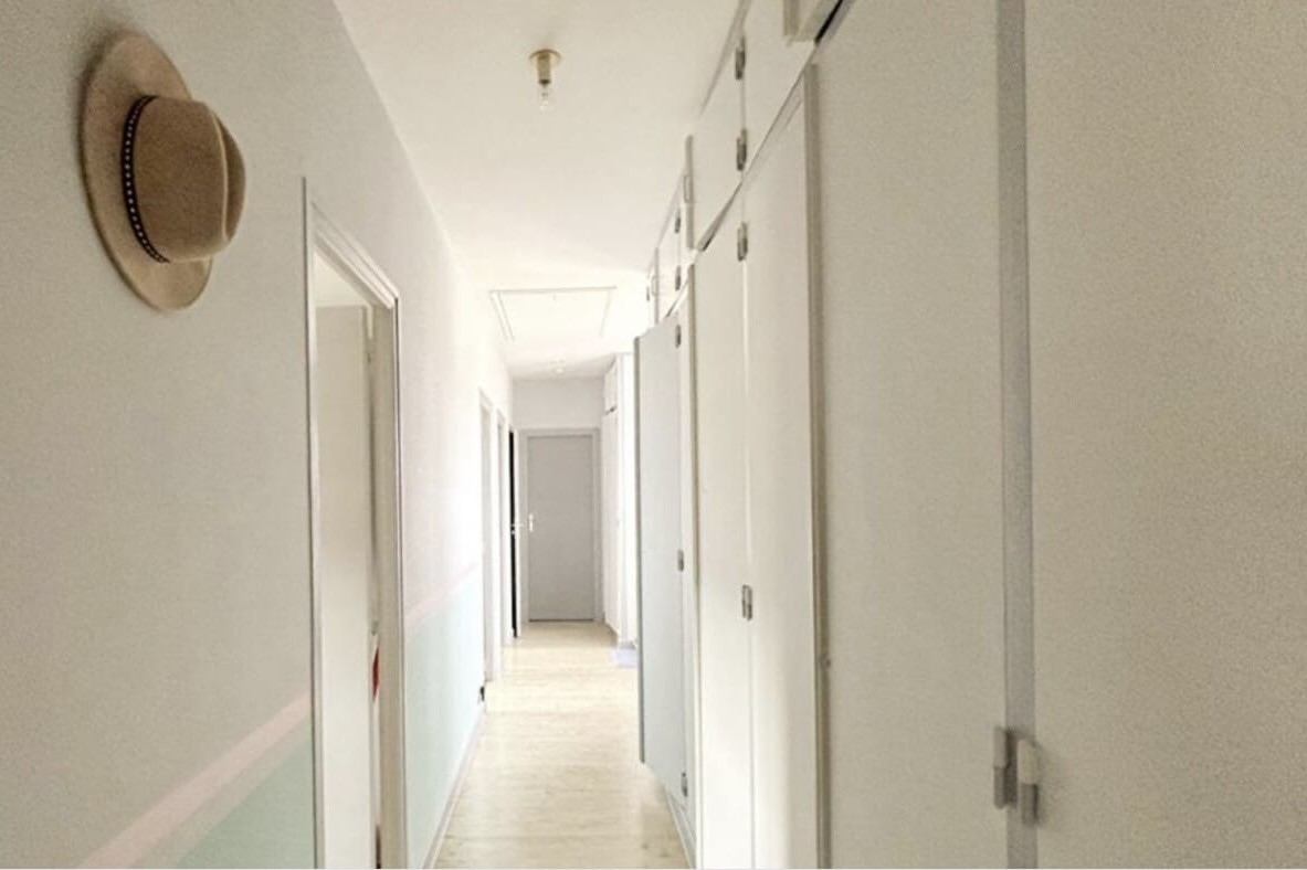 MURS COMMERCIAUX + APPARTEMENT T-4   REUIL (51), À DEUX PAS D’ÉPERNAY — photo 7