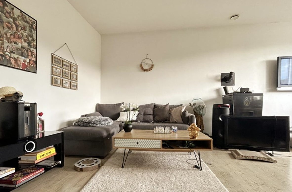 MURS COMMERCIAUX + APPARTEMENT T-4   REUIL (51), À DEUX PAS D’ÉPERNAY — photo 4