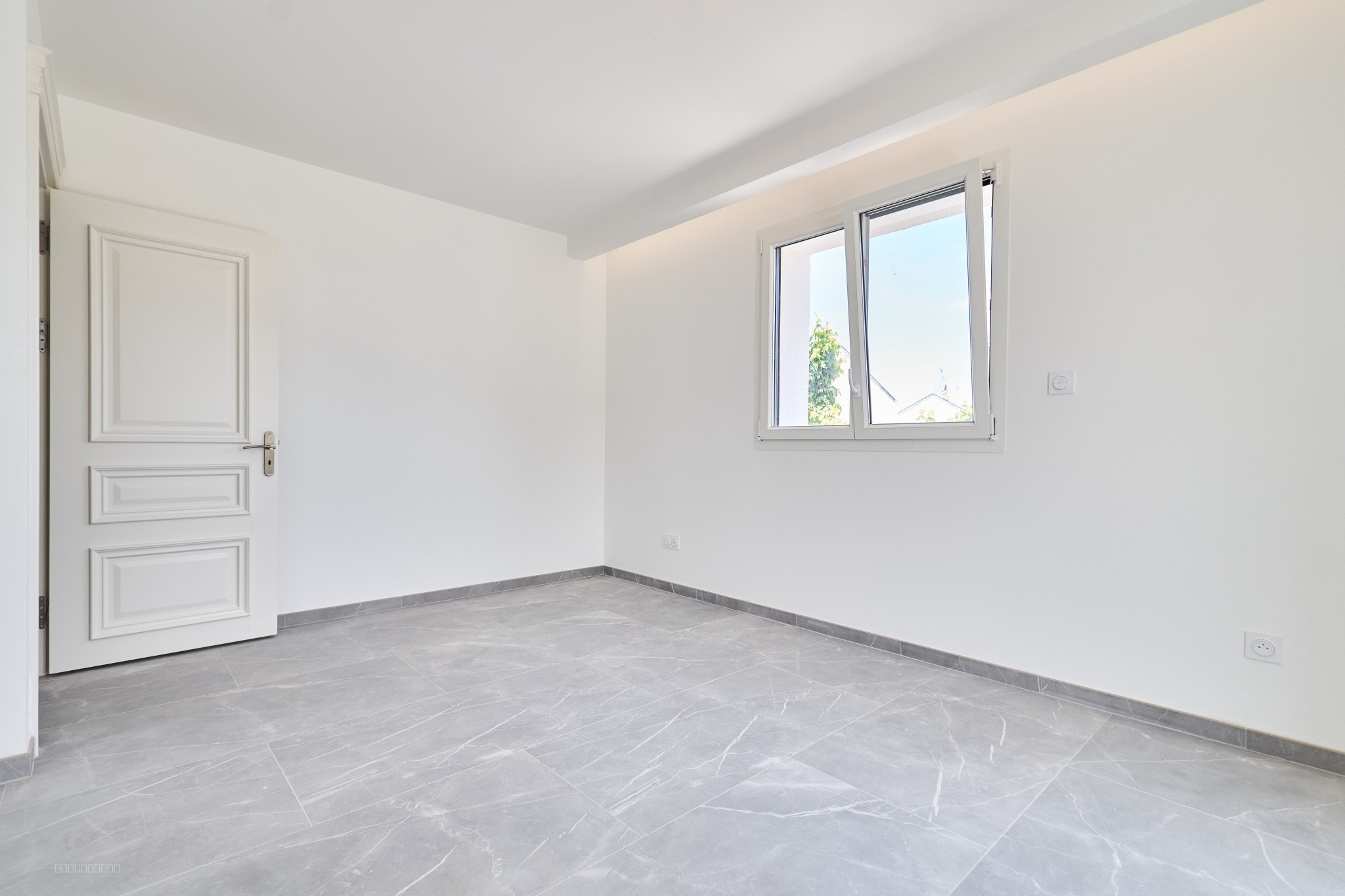 maison T5 neuve Cormontreuil — photo 12