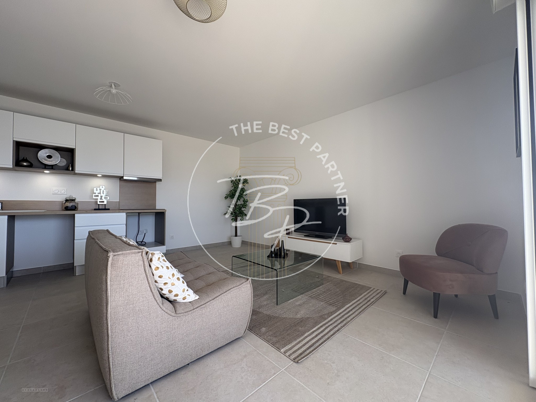 Charmant T3 de 65,9 m2 à Sauvian avec salle de bain moderne — photo 2