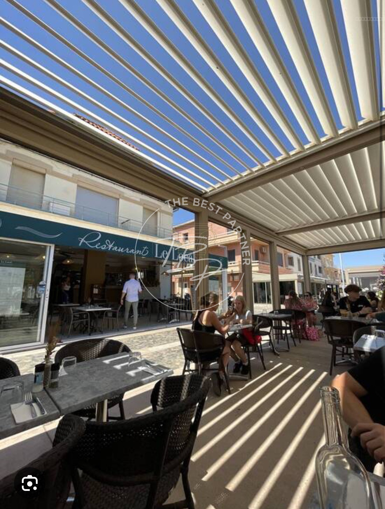 Opportunité rare : Restaurant clé en main avec appartement au-dessus Place centrale, Valras-Plage — photo 3