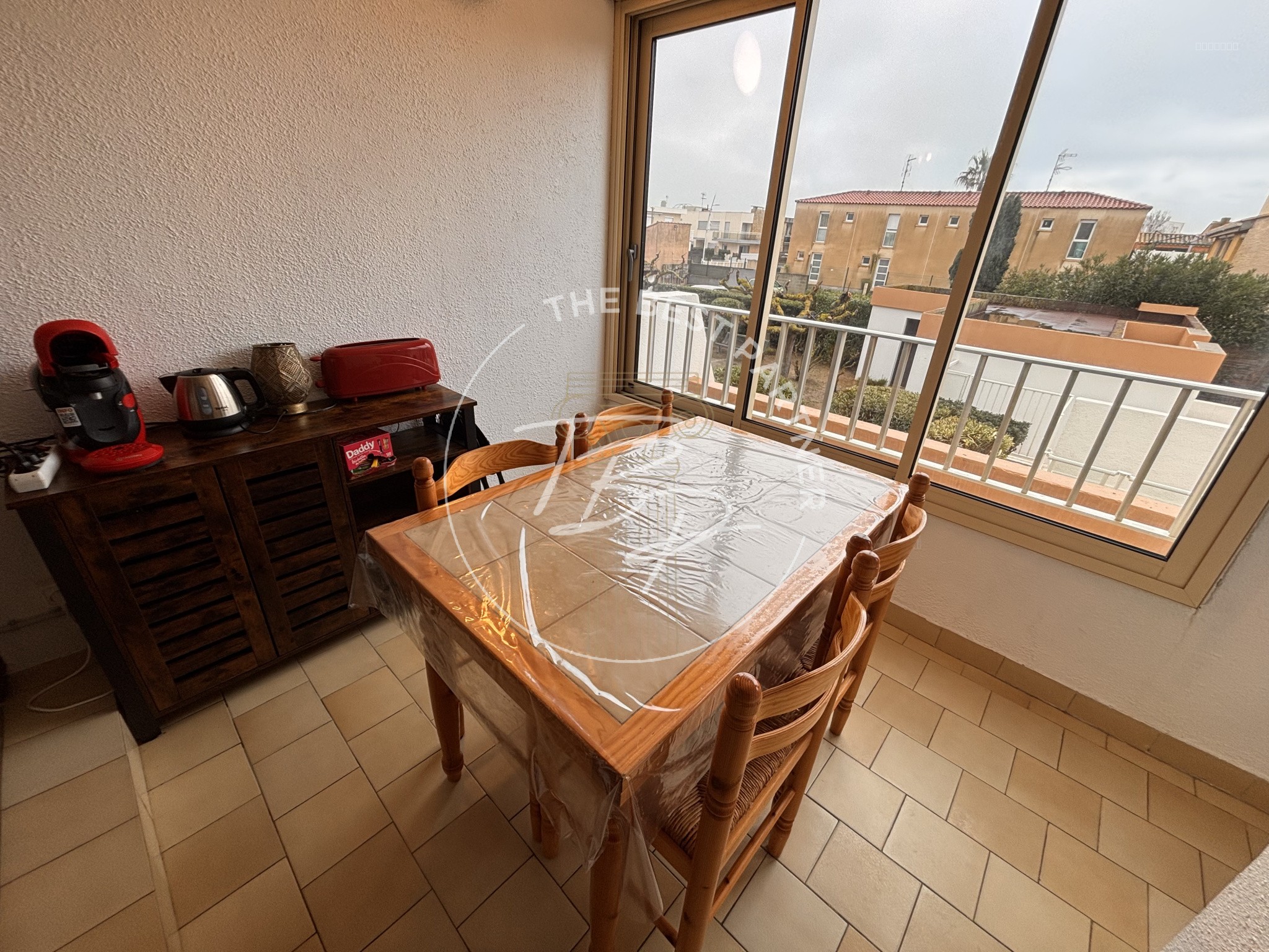 Studio cabine avec loggia et piscine   Valras-Plage — photo 5