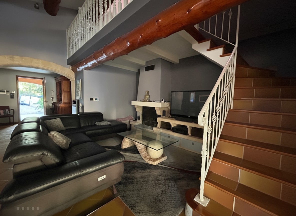 Maison avec dépendance, piscine et pinède à Septèmes-les-Vallons — photo 2