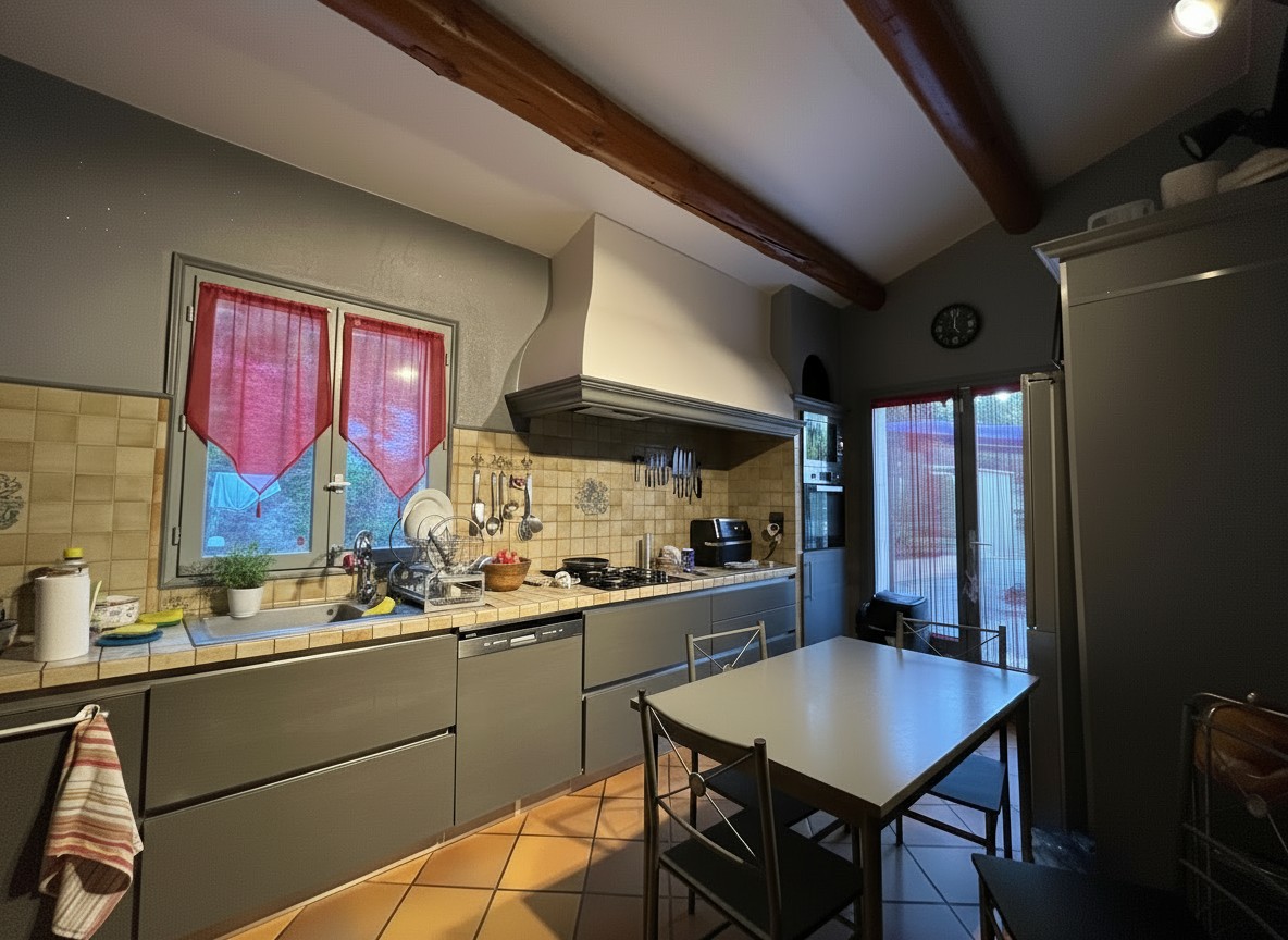 Maison avec dépendance, piscine et pinède à Septèmes-les-Vallons — photo 10