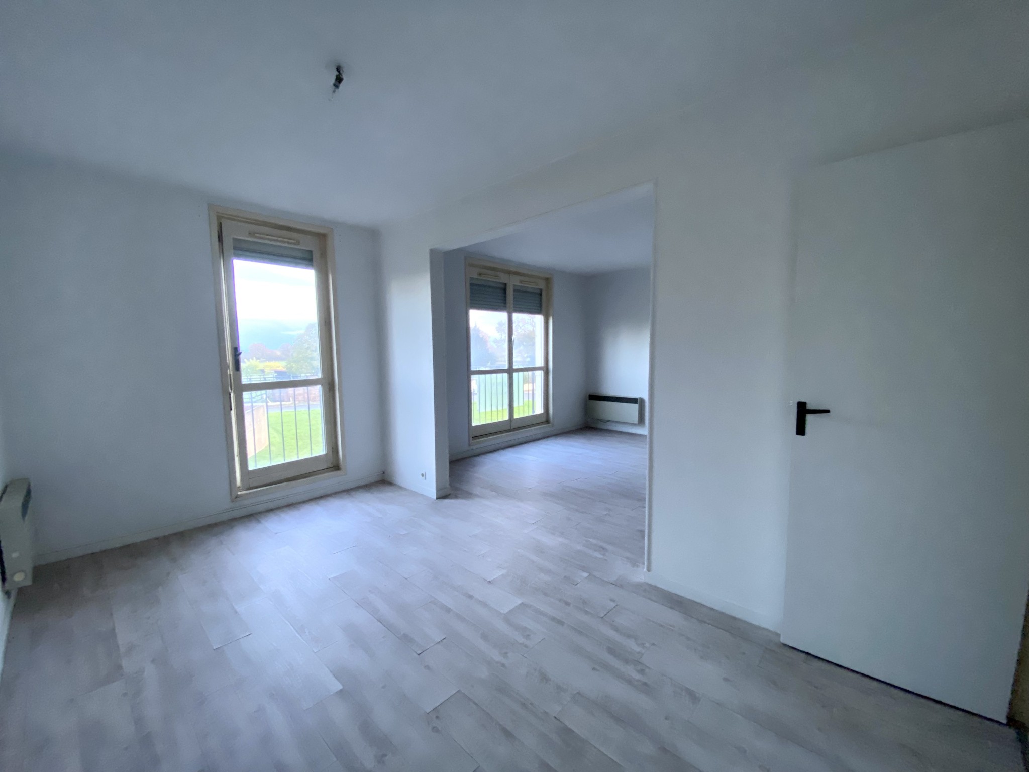 Appartement Idéal pour investisseur : Bourgogne Nièvre  Cercy-la-Tour 58340 — photo 6