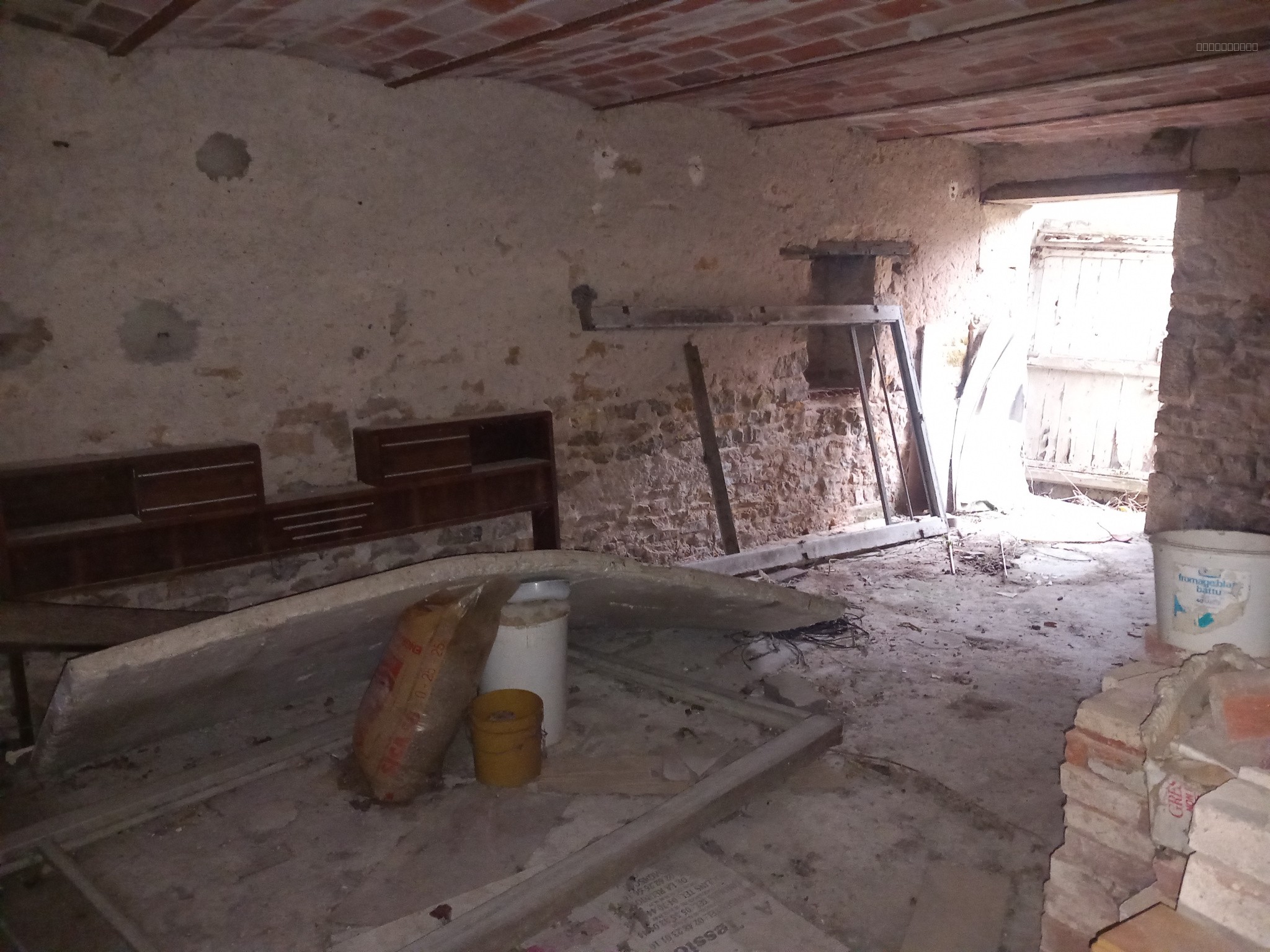 LONGERE A RENOVER 58300 SOUGY SUR LOIRE — photo 11
