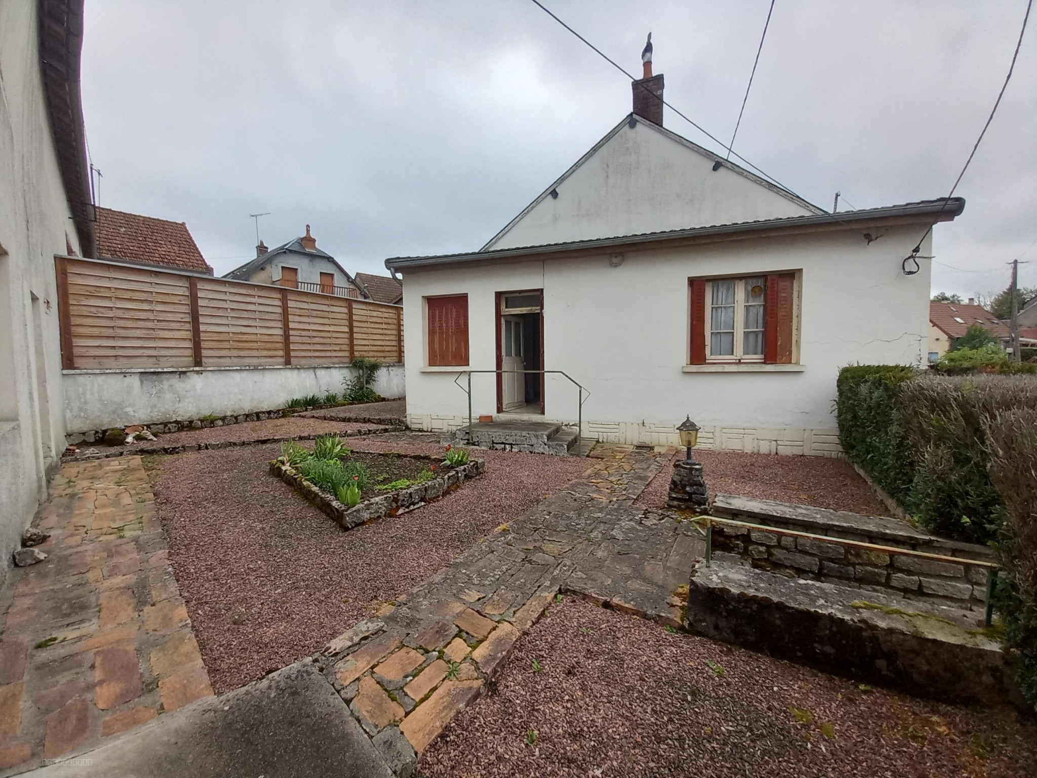 Ensemble Maison et grange BICHES 58110 — photo 2