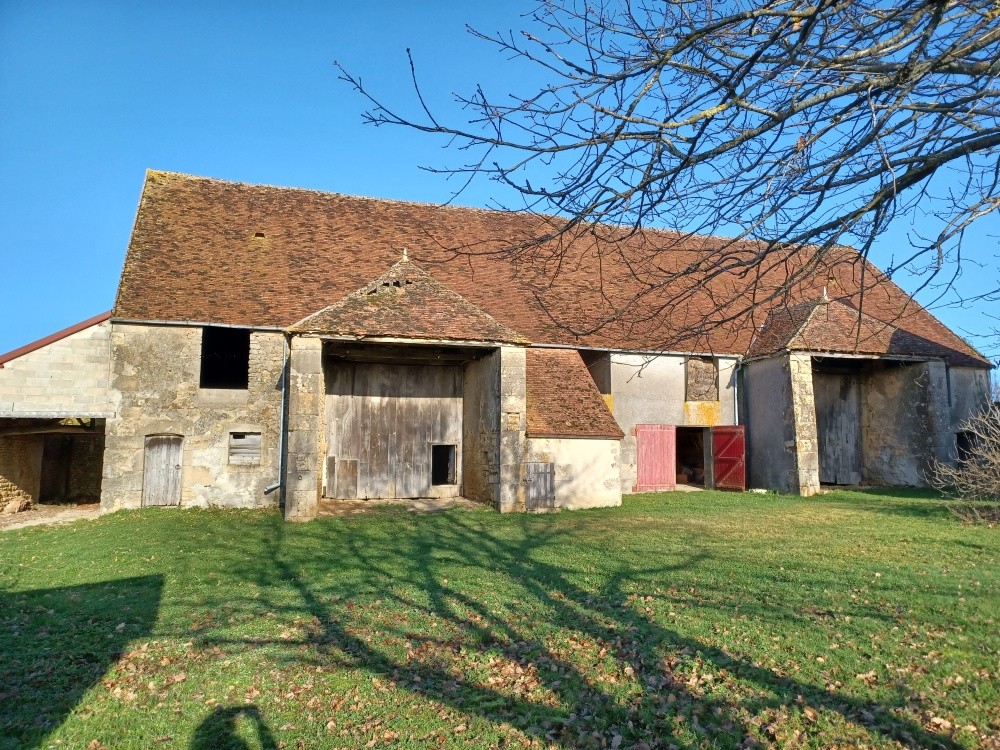 Maison familiale indépendante près du collège de Cercy-la-Tour — photo 3