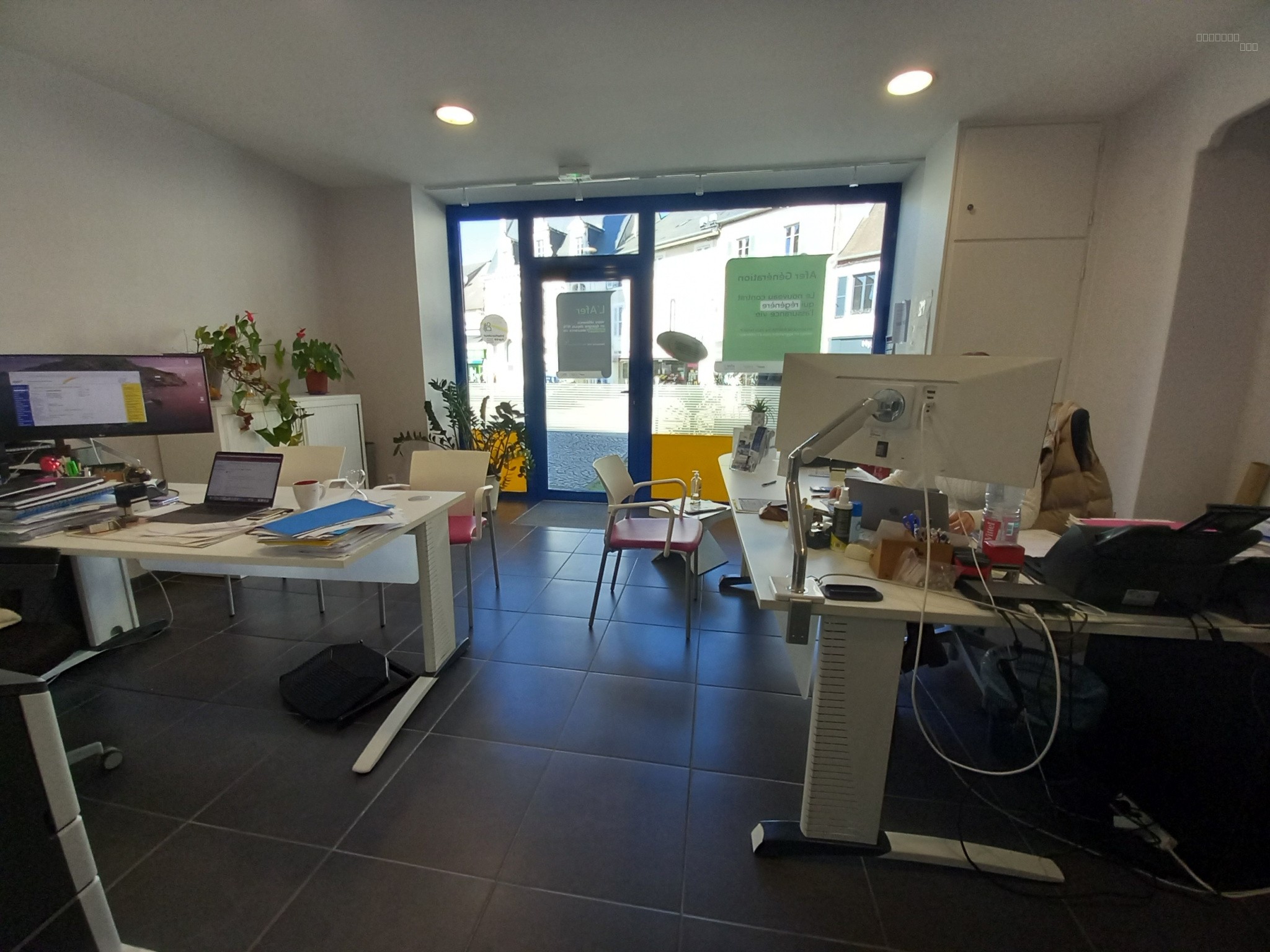 IMMEUBLE commerce et appart DECIZE 58300 — photo 3