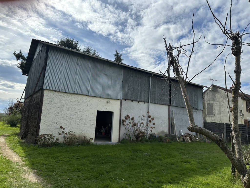 TERRAIN AVEC HANGAR — photo 8