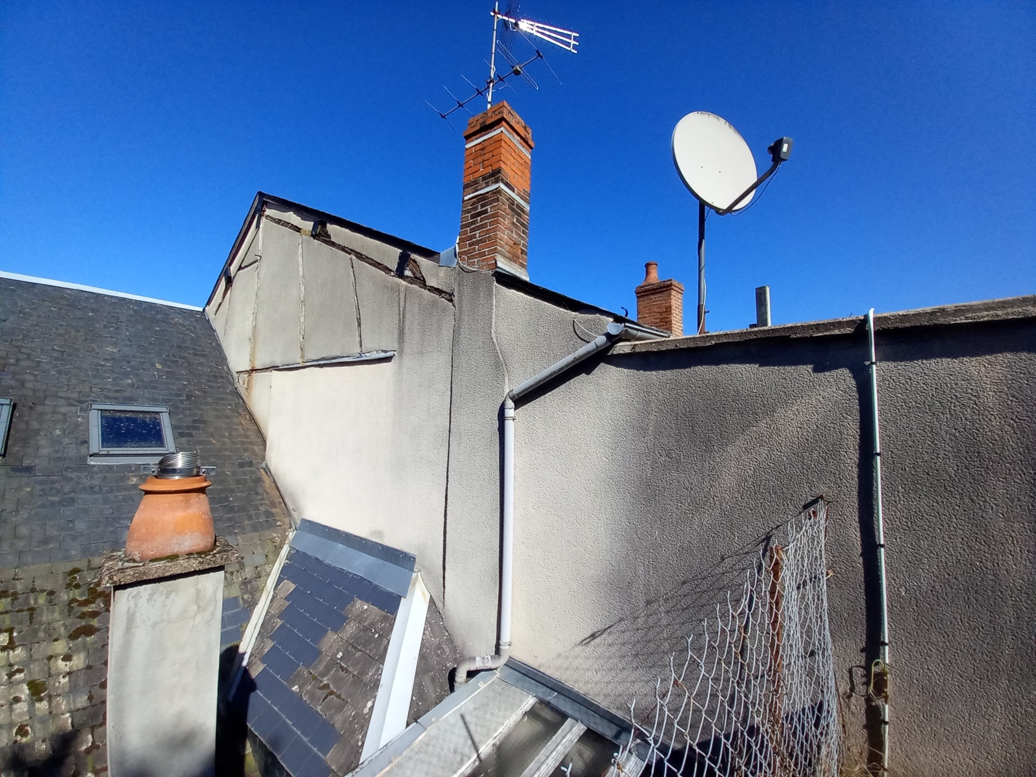 IMMEUBLE commerce et appart DECIZE 58300 — photo 17