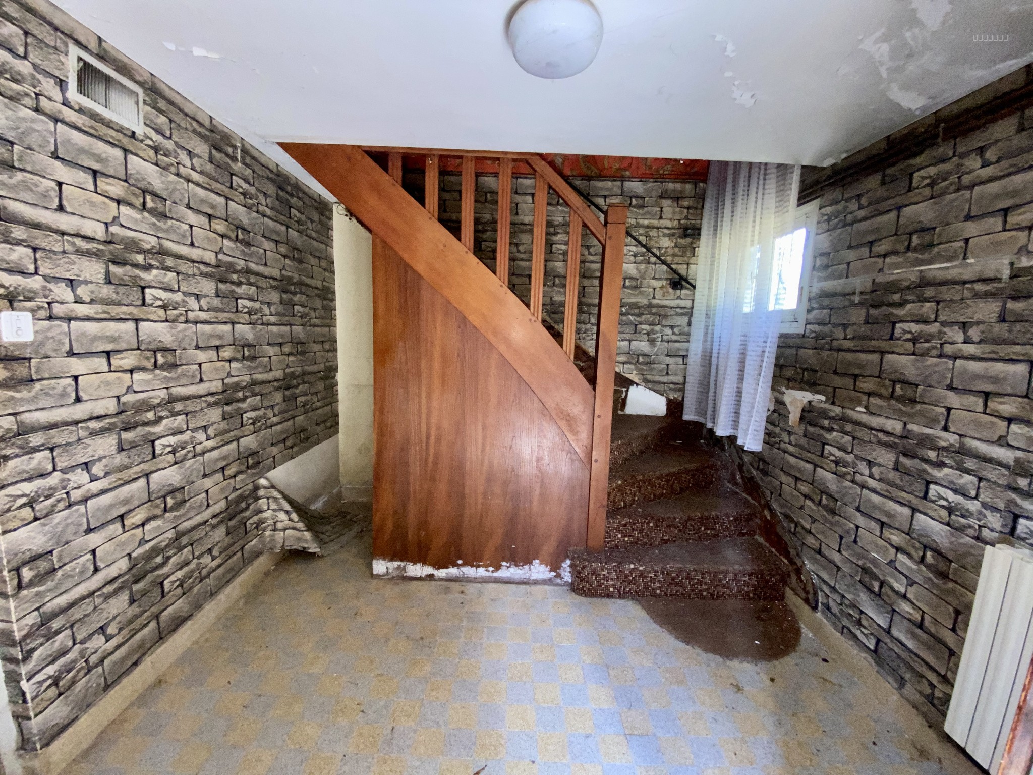 PAVILLON SUR S/SOL - 3 CHAMBRES - CERCY LA TOUR 58250 — photo 5