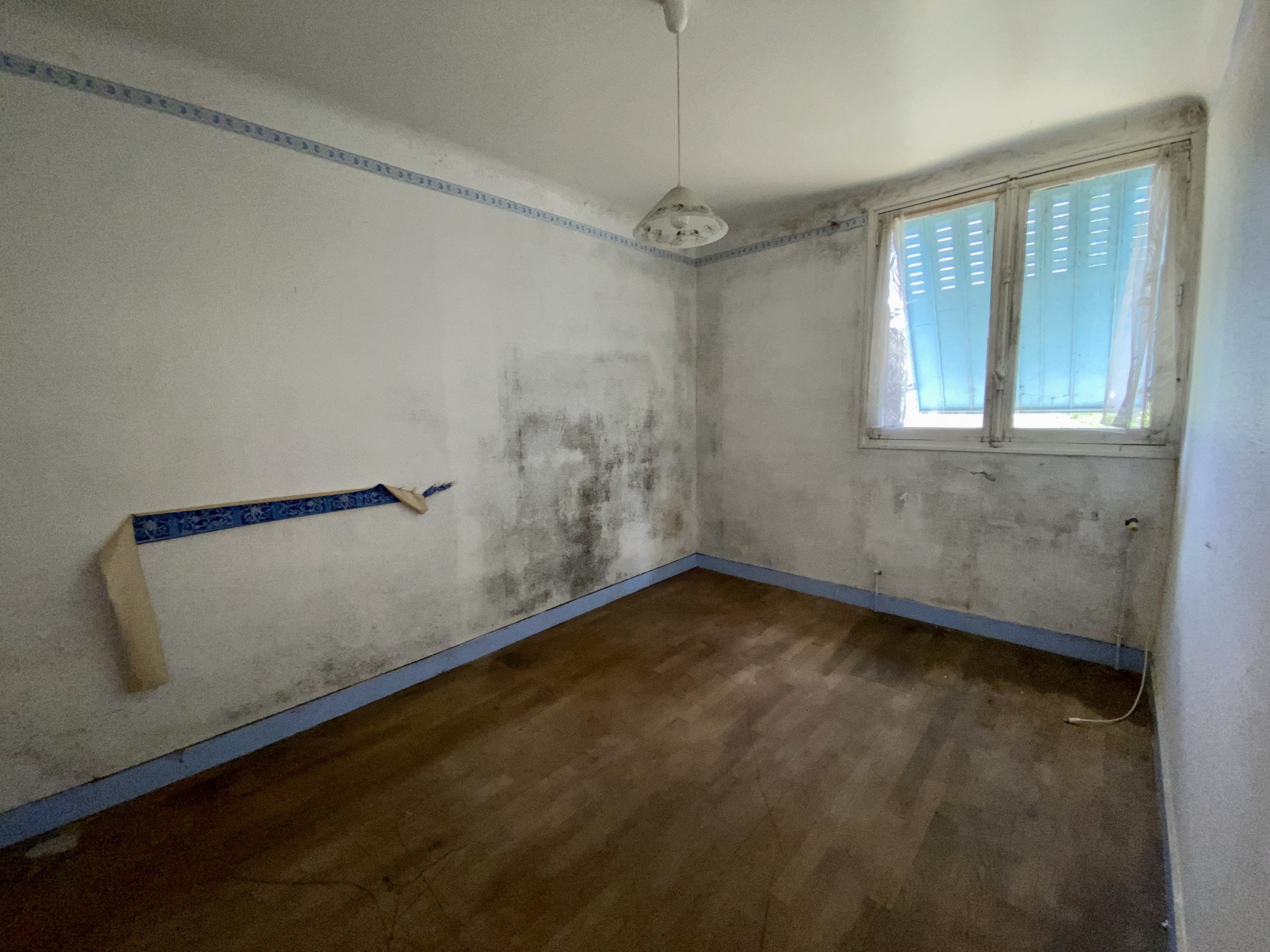 PAVILLON SUR S/SOL - 3 CHAMBRES - CERCY LA TOUR 58250 — photo 11