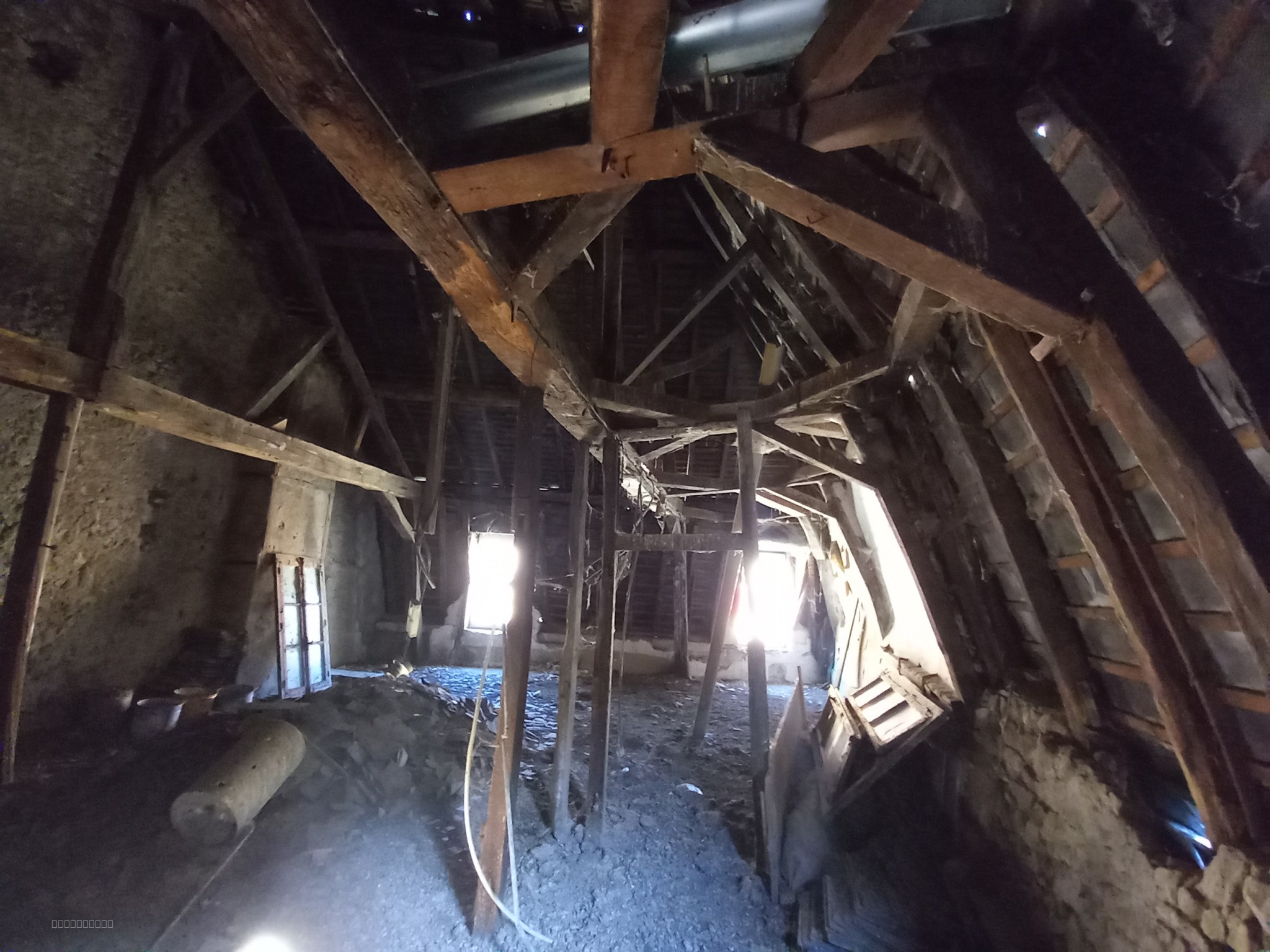 IMMEUBLE AVEC LOCAL COMMERCIAL 58170 LUZY — photo 18