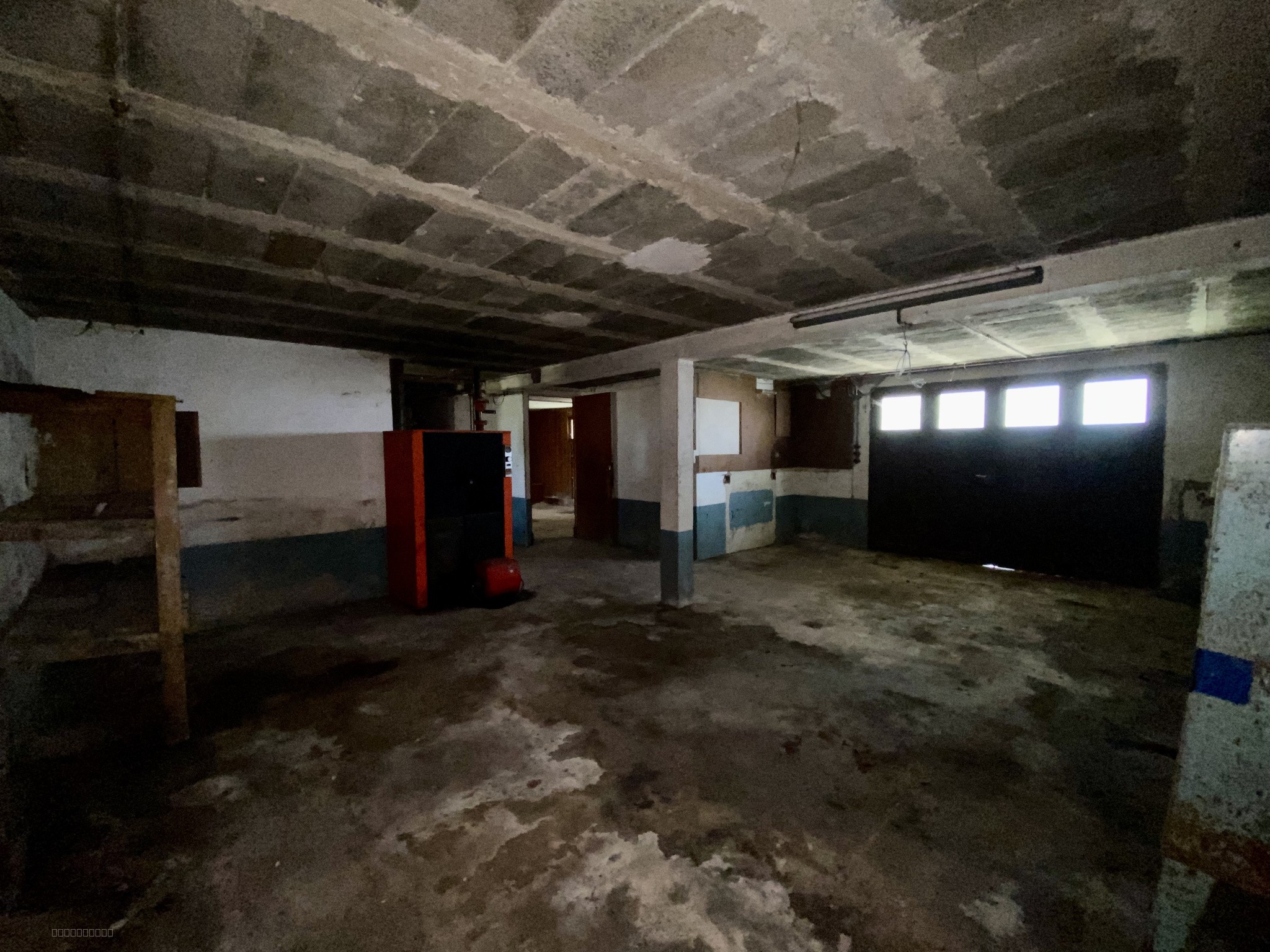PAVILLON SUR S/SOL - 3 CHAMBRES - CERCY LA TOUR 58250 — photo 4
