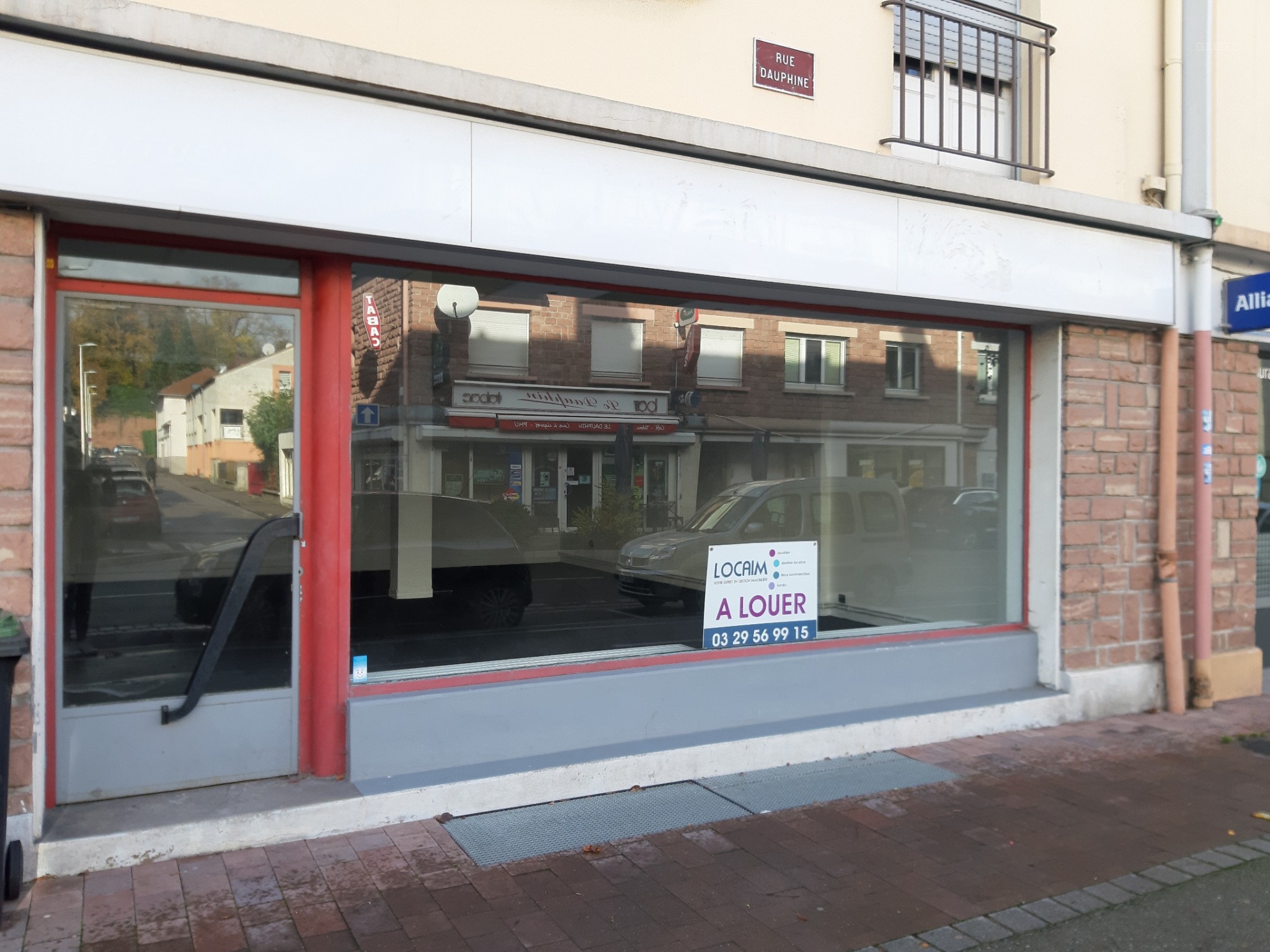 Local Professionnel de 70m2, 24 rue Dauphine 88100 Saint-Dié — photo 1