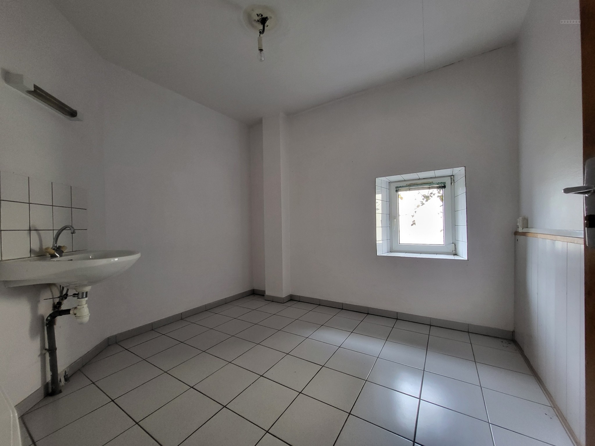 Local professionnel de 142m2, 32 rue d'Alsace 88100 Saint Dié — photo 7