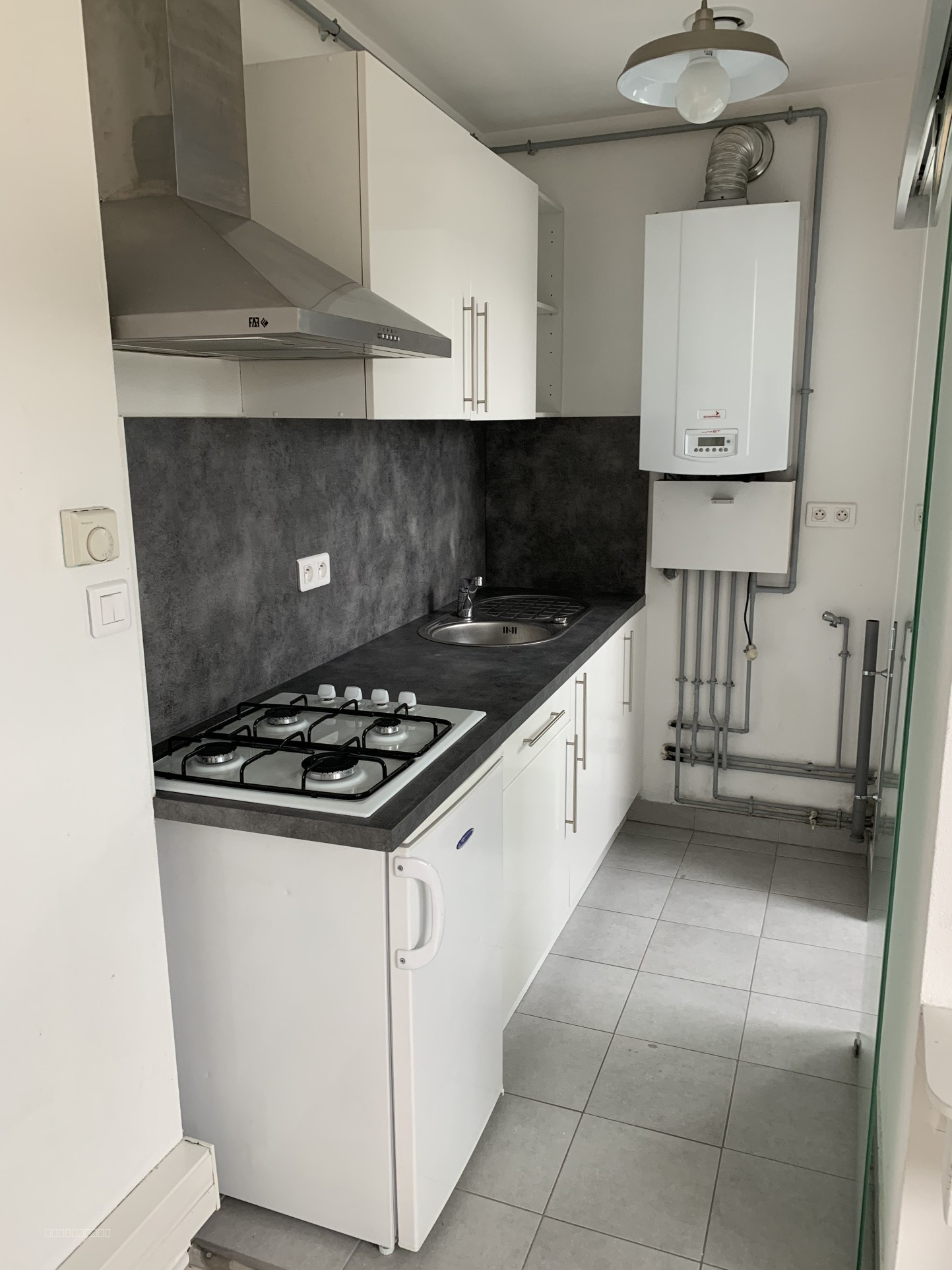 Appartement 1 pièce de 18m2, 48 rue des 3 Villes 88100 Saint-Dié — photo 2